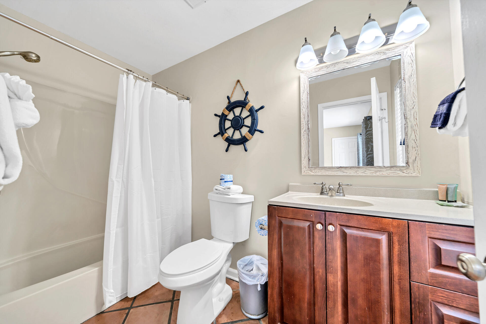LAGUNA POINT CONDO - Residential