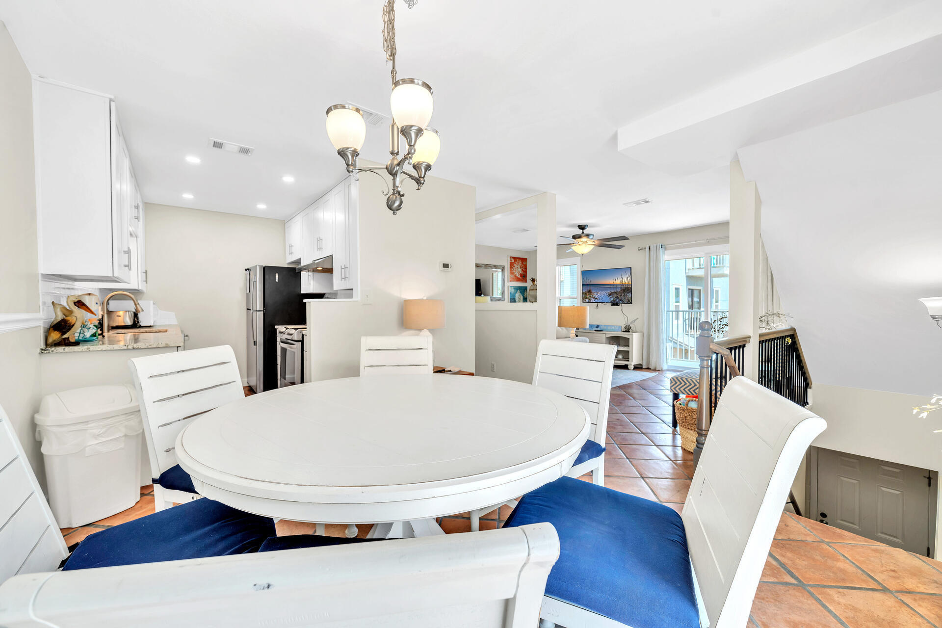 LAGUNA POINT CONDO - Residential