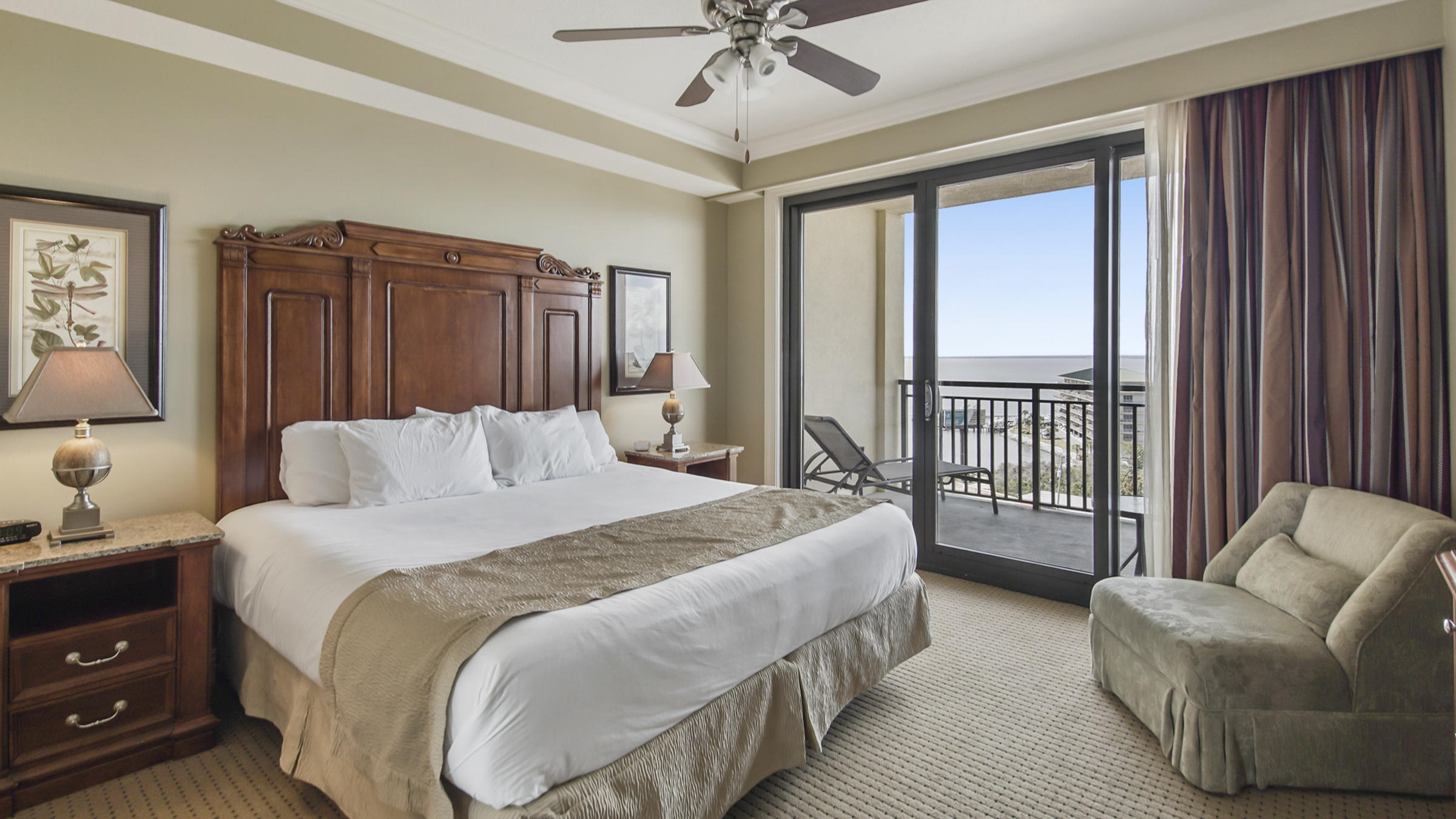 EMERALD GRANDE - Residential