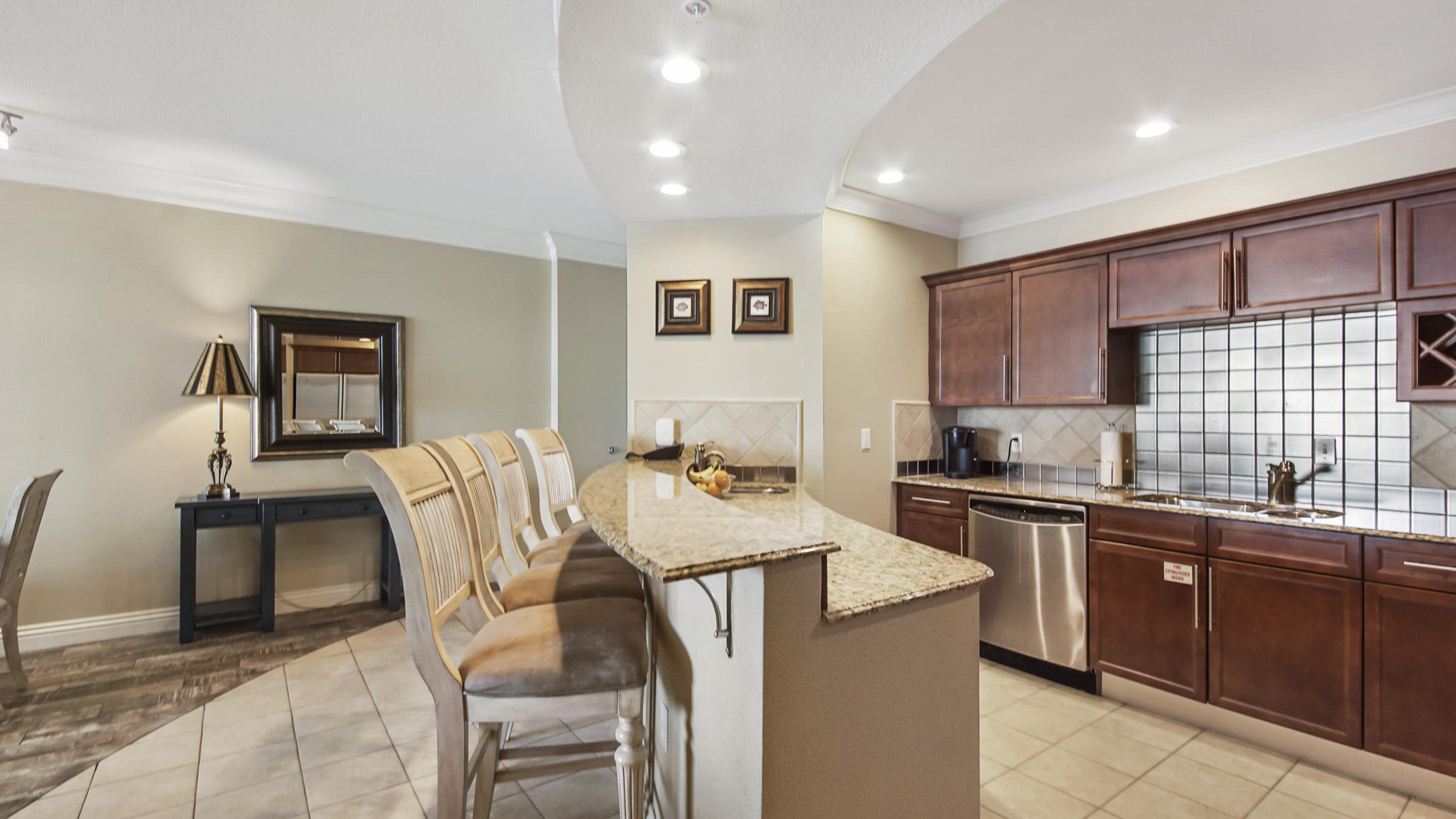 EMERALD GRANDE - Residential