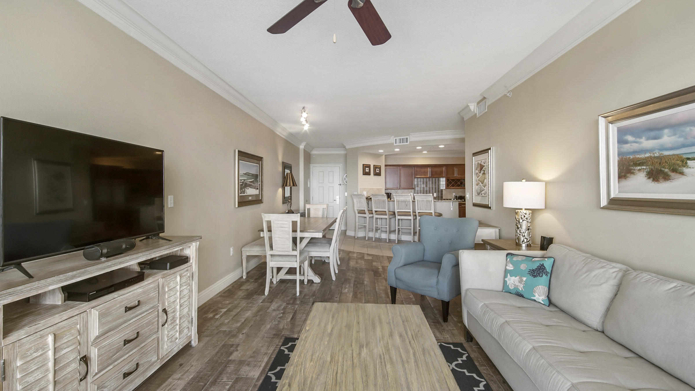 EMERALD GRANDE - Residential