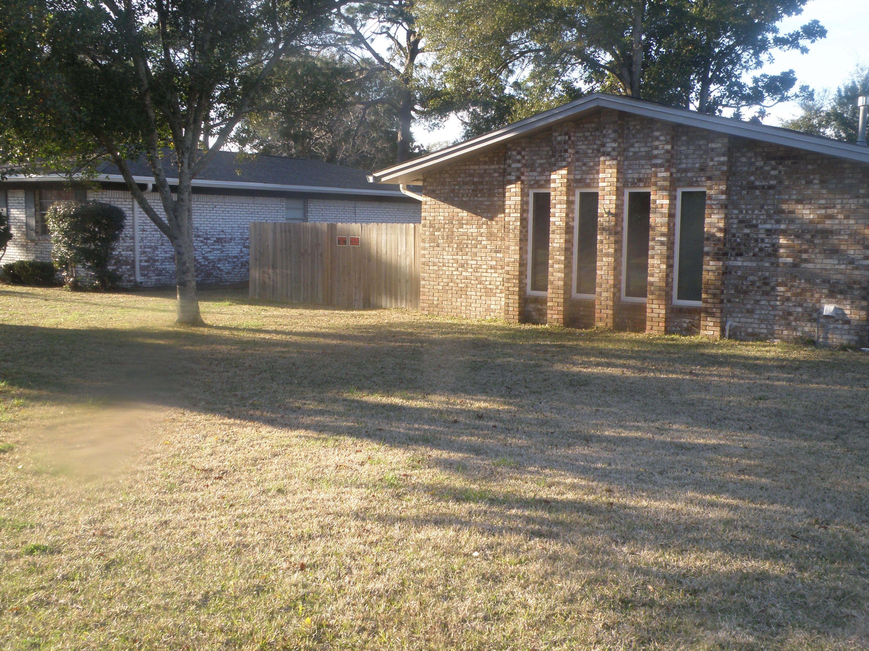 BAYOU POQUITO - Residential