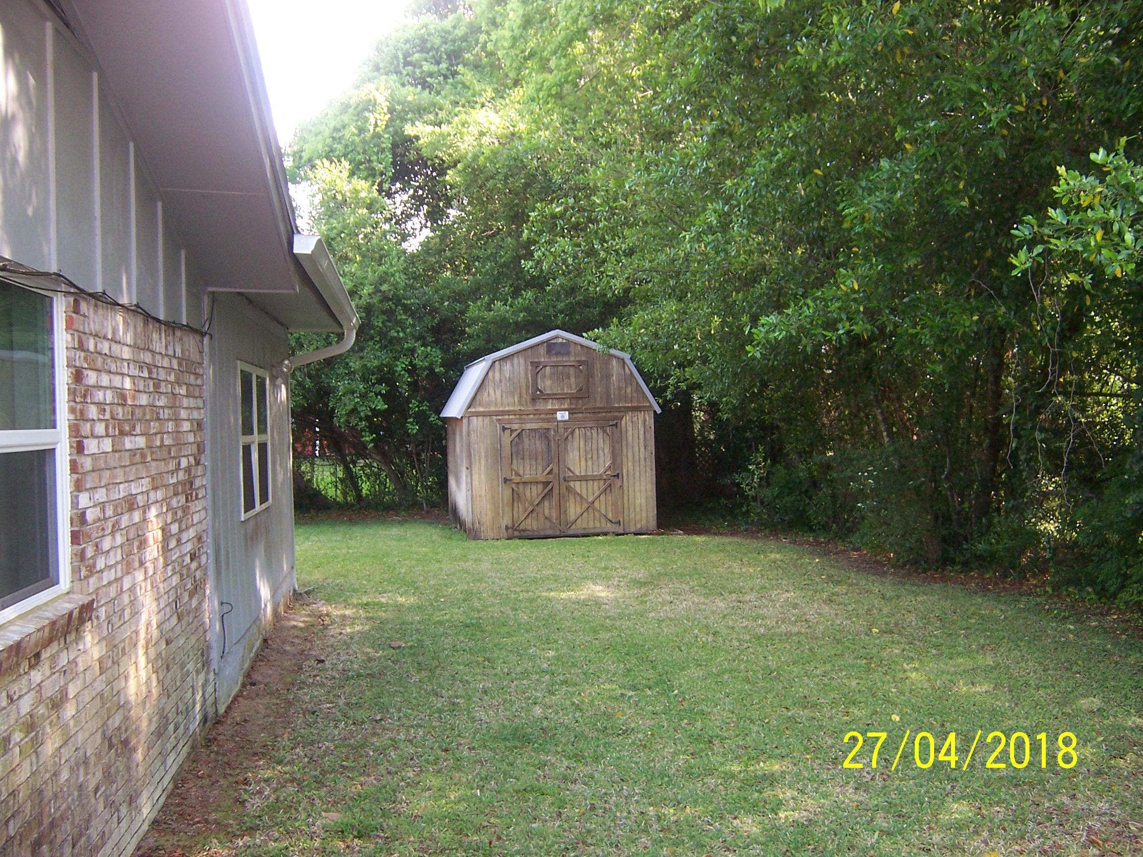 BAYOU POQUITO - Residential