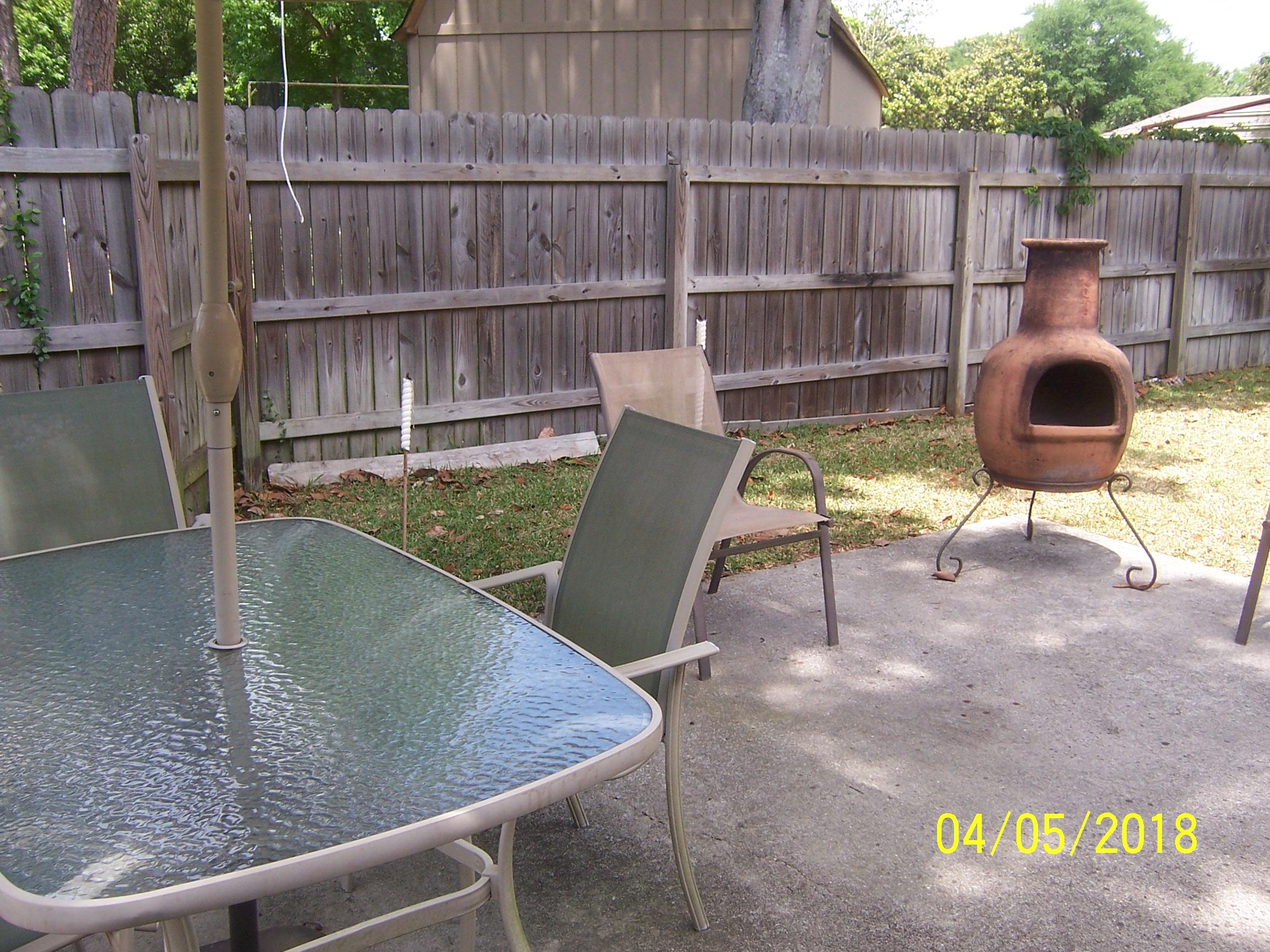 BAYOU POQUITO - Residential