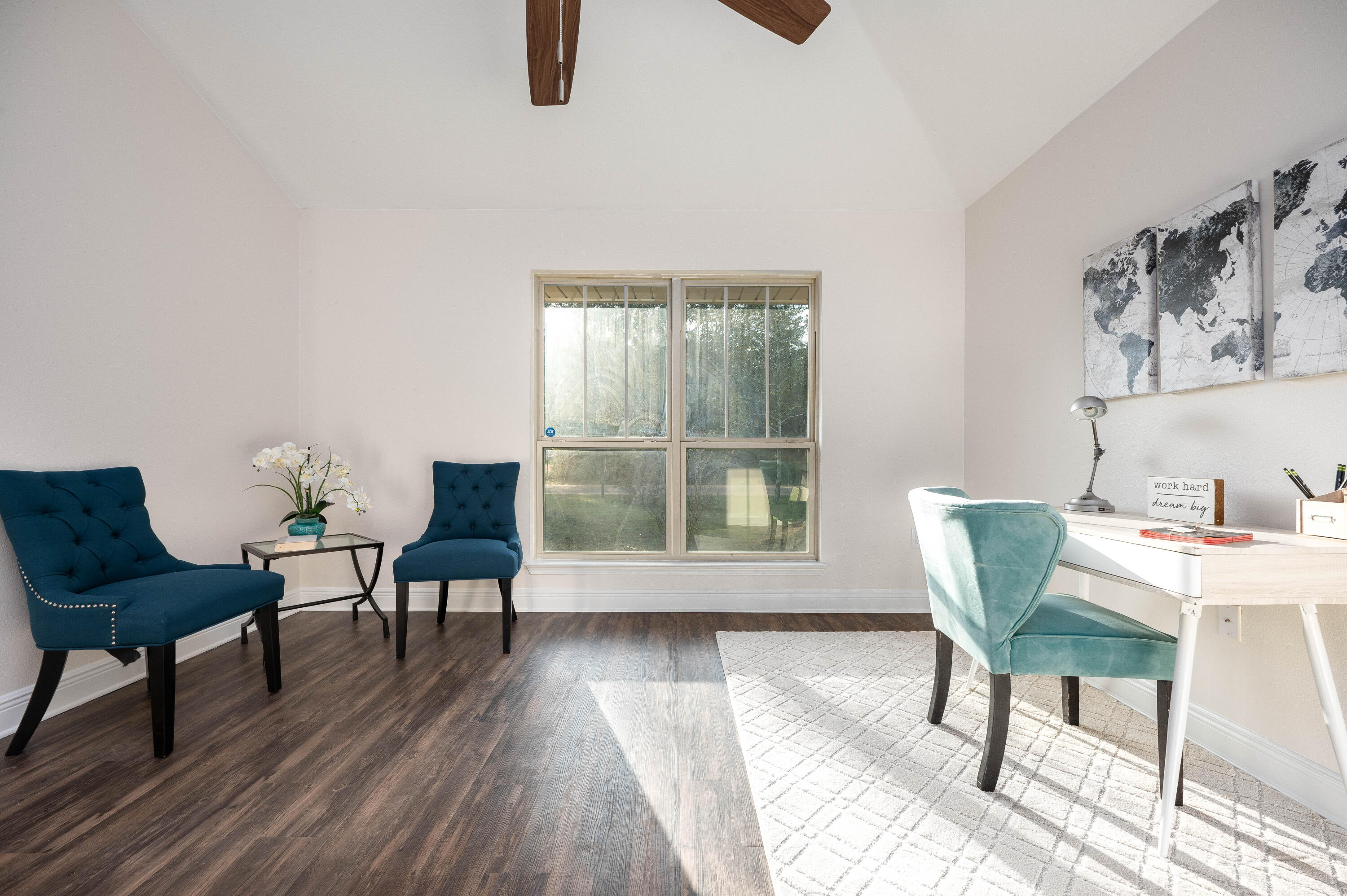HOLLEY SHORES - Residential