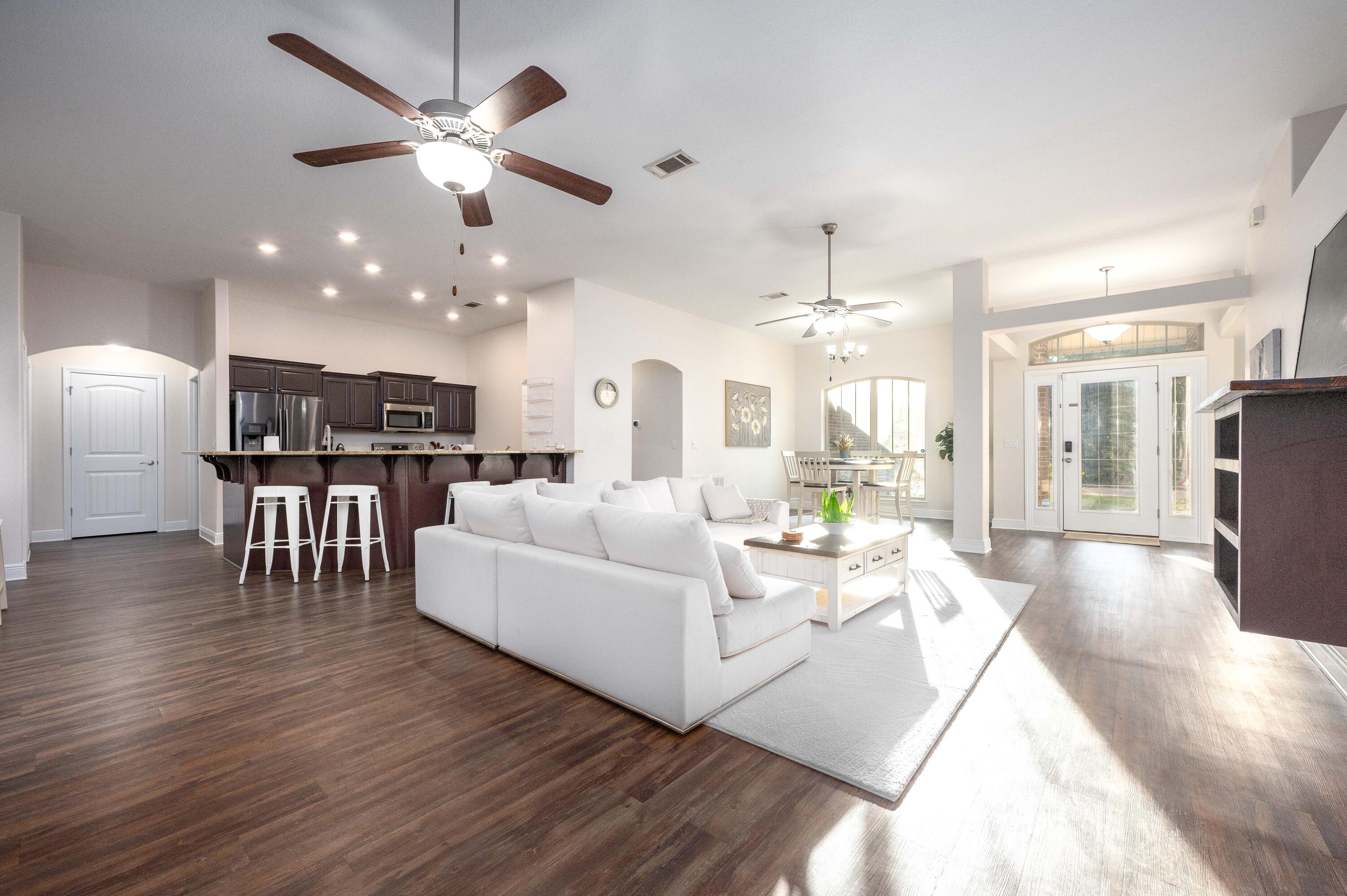 HOLLEY SHORES - Residential