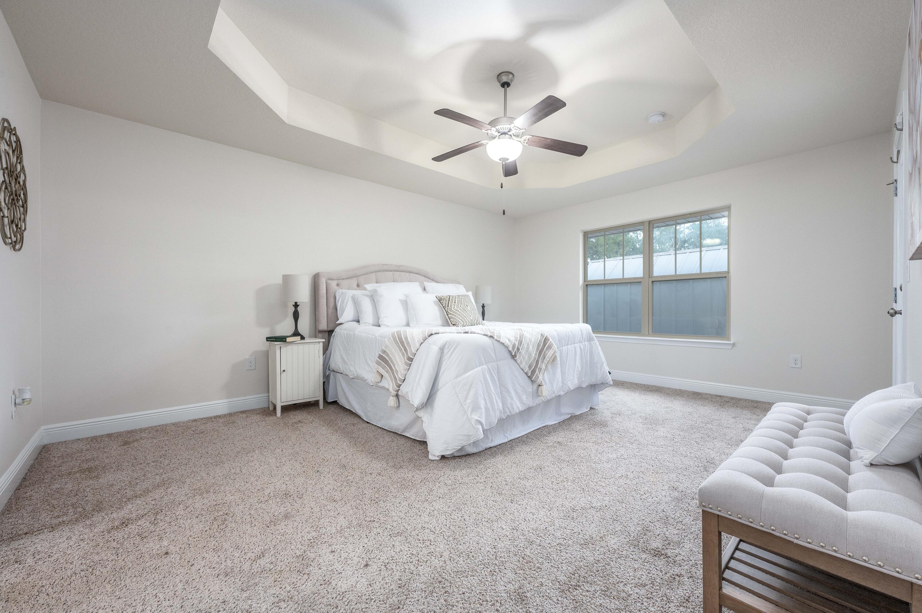 HOLLEY SHORES - Residential