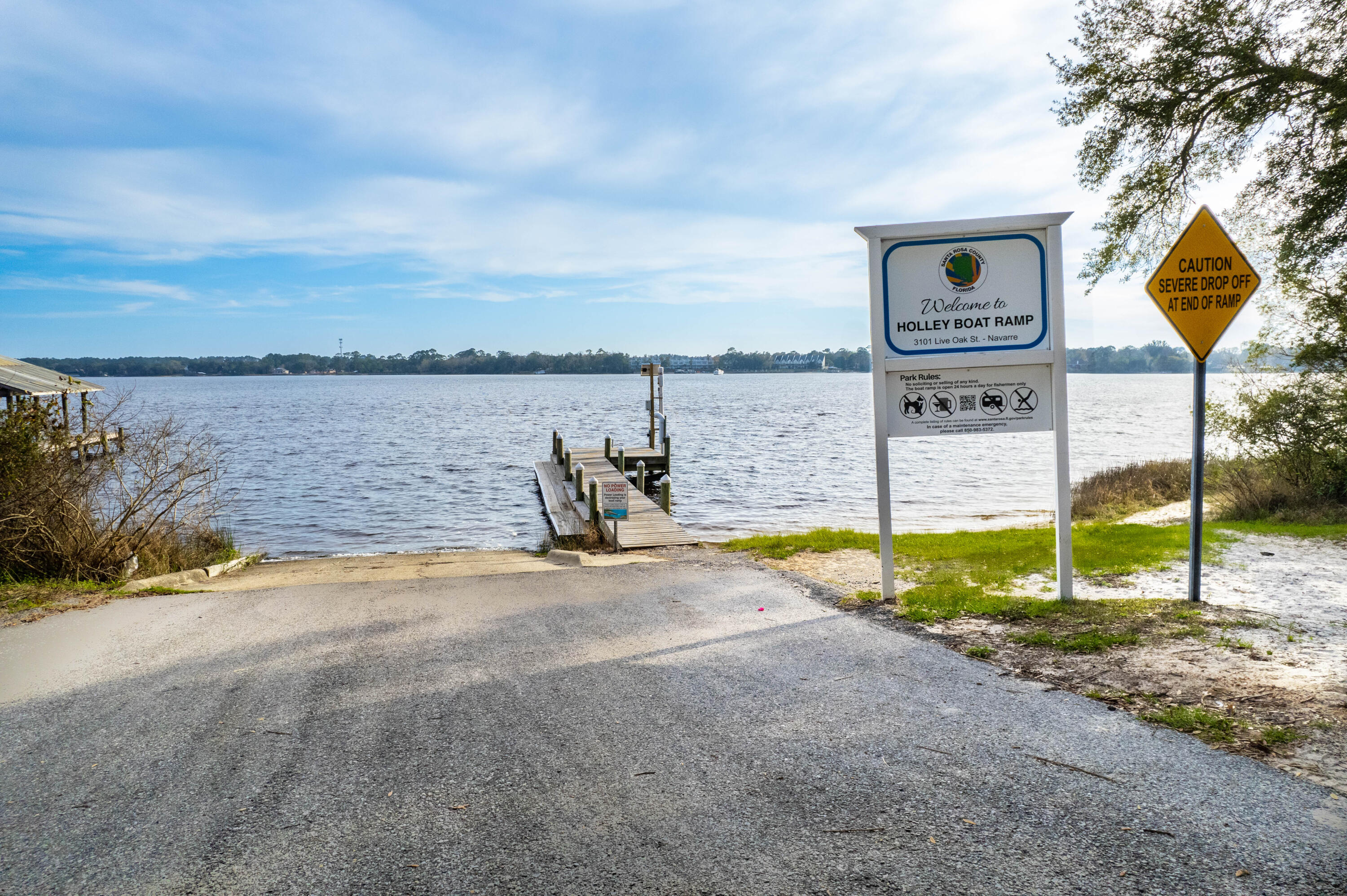 HOLLEY SHORES - Residential