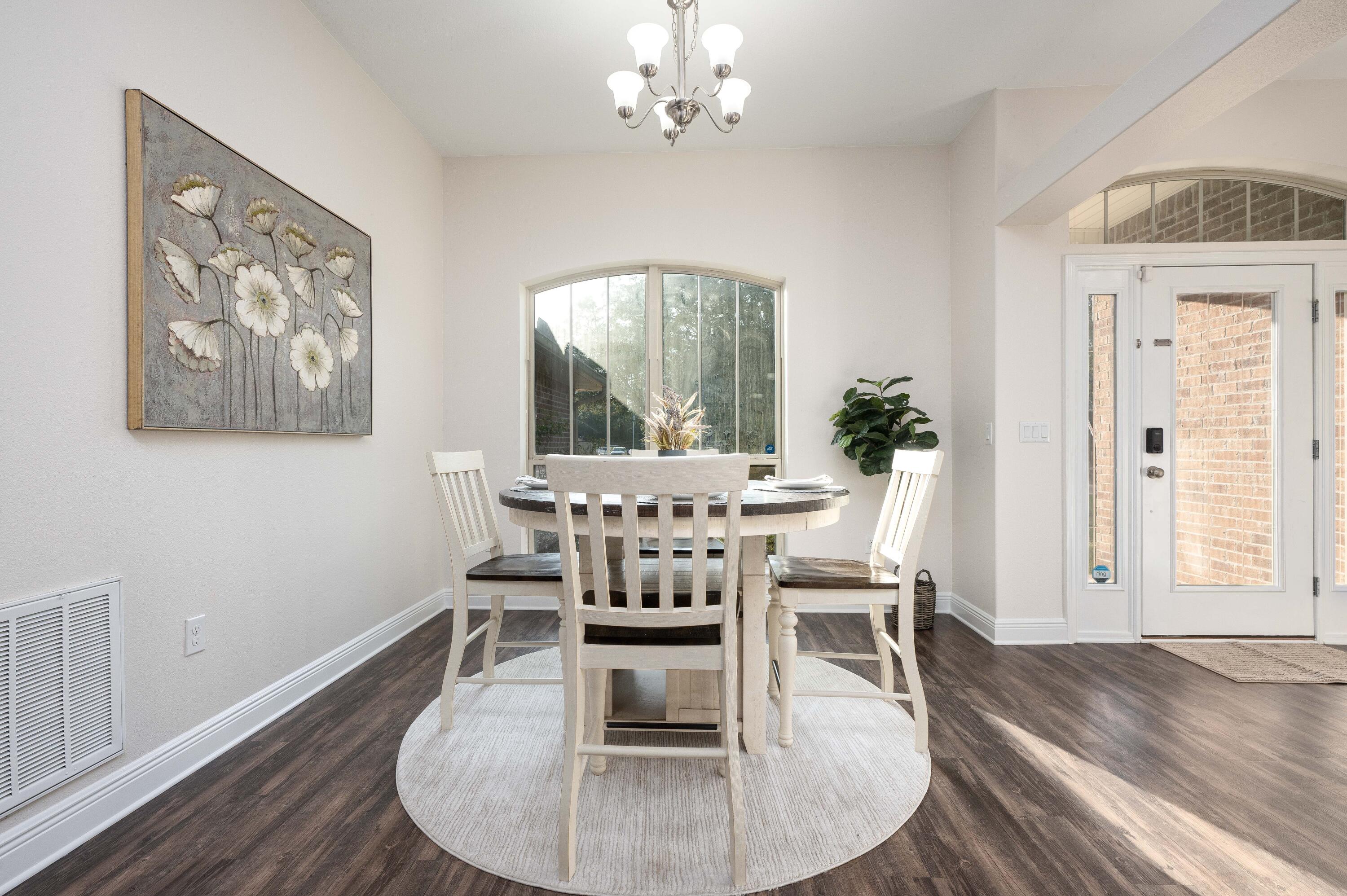 HOLLEY SHORES - Residential