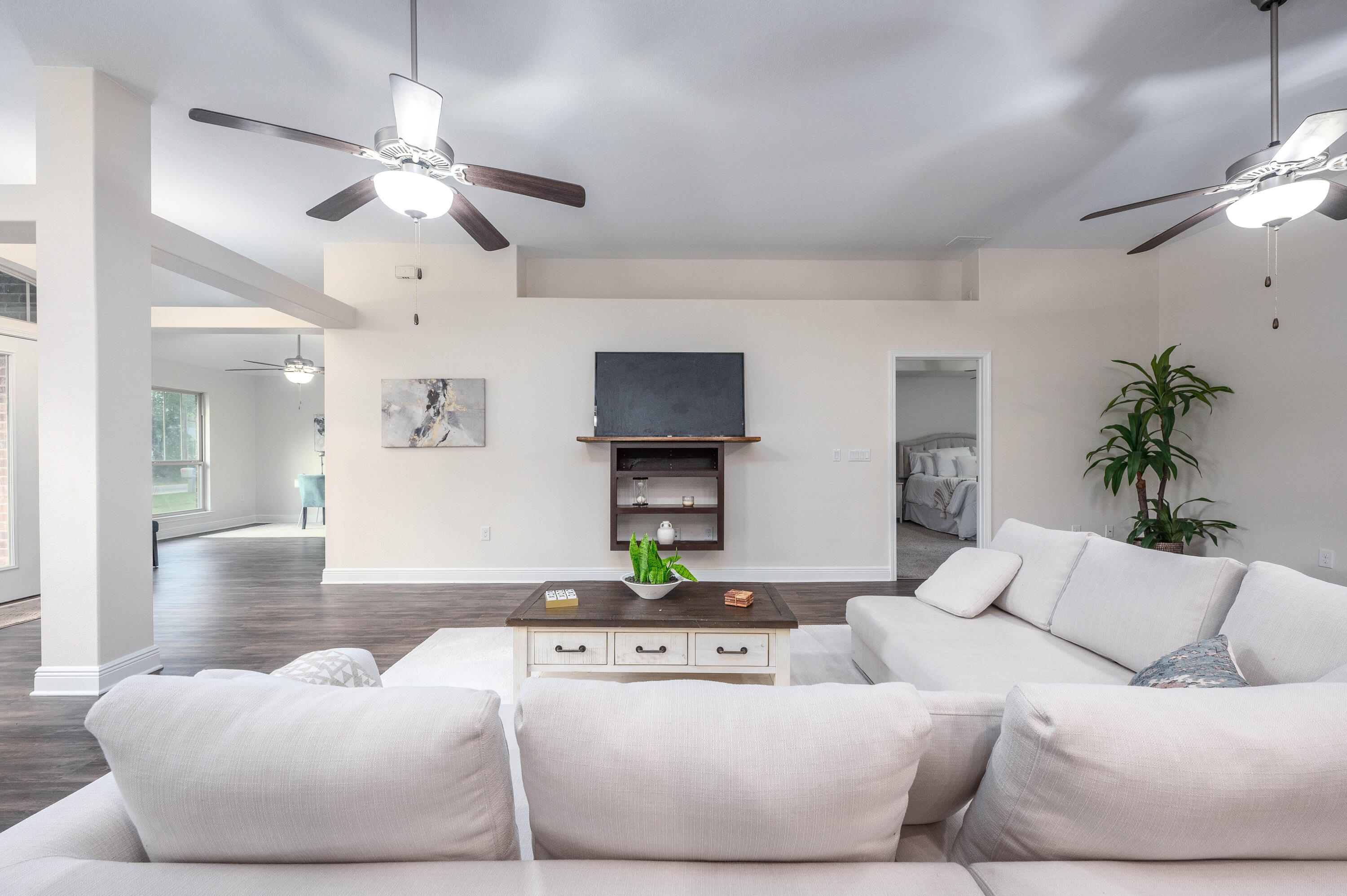 HOLLEY SHORES - Residential