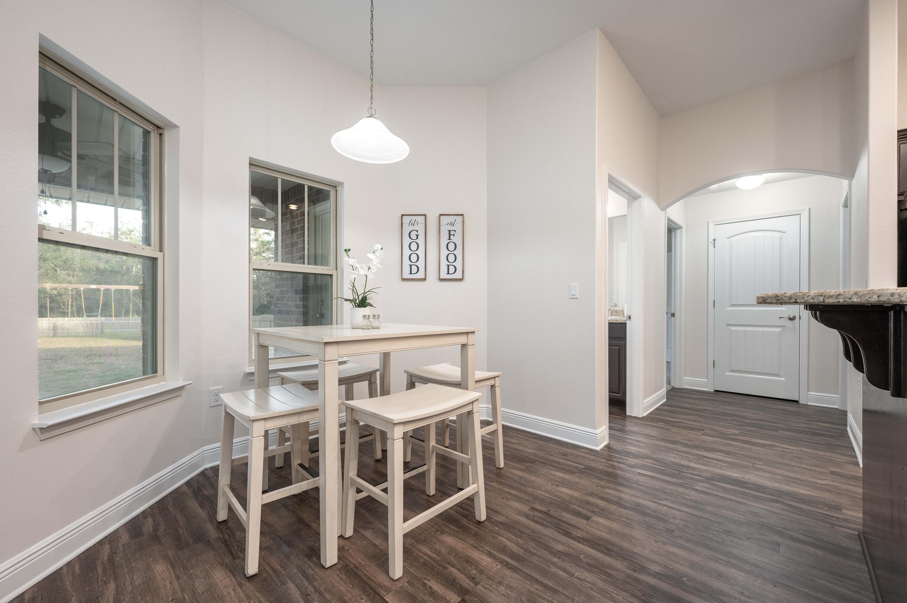 HOLLEY SHORES - Residential