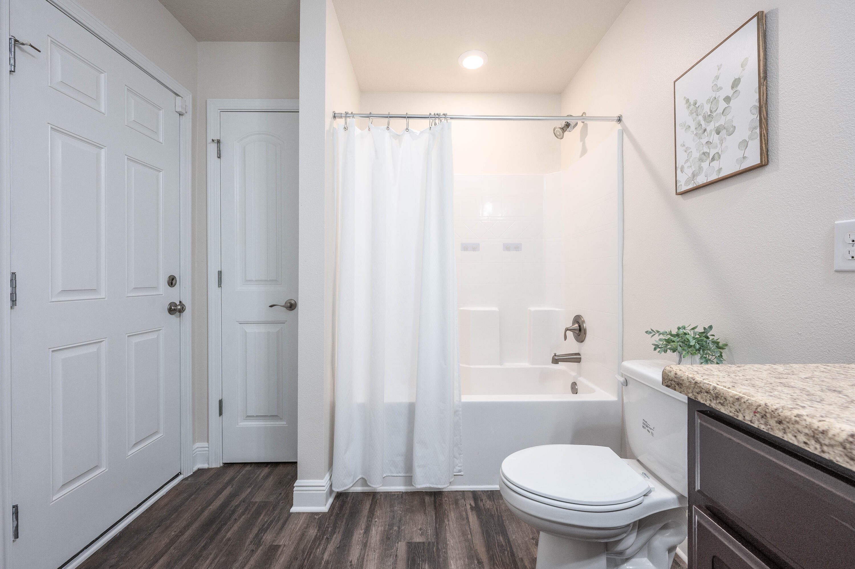 HOLLEY SHORES - Residential