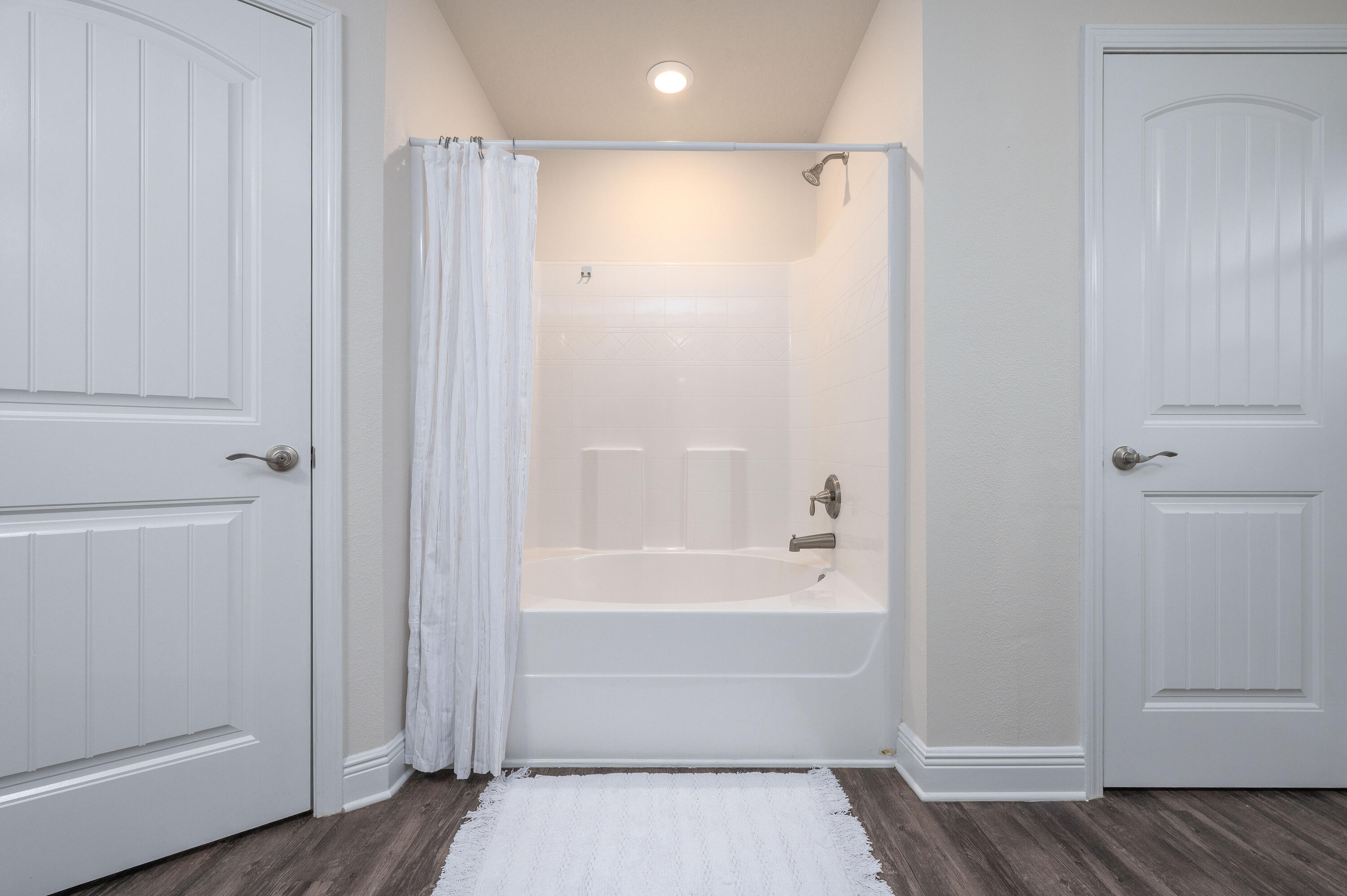 HOLLEY SHORES - Residential