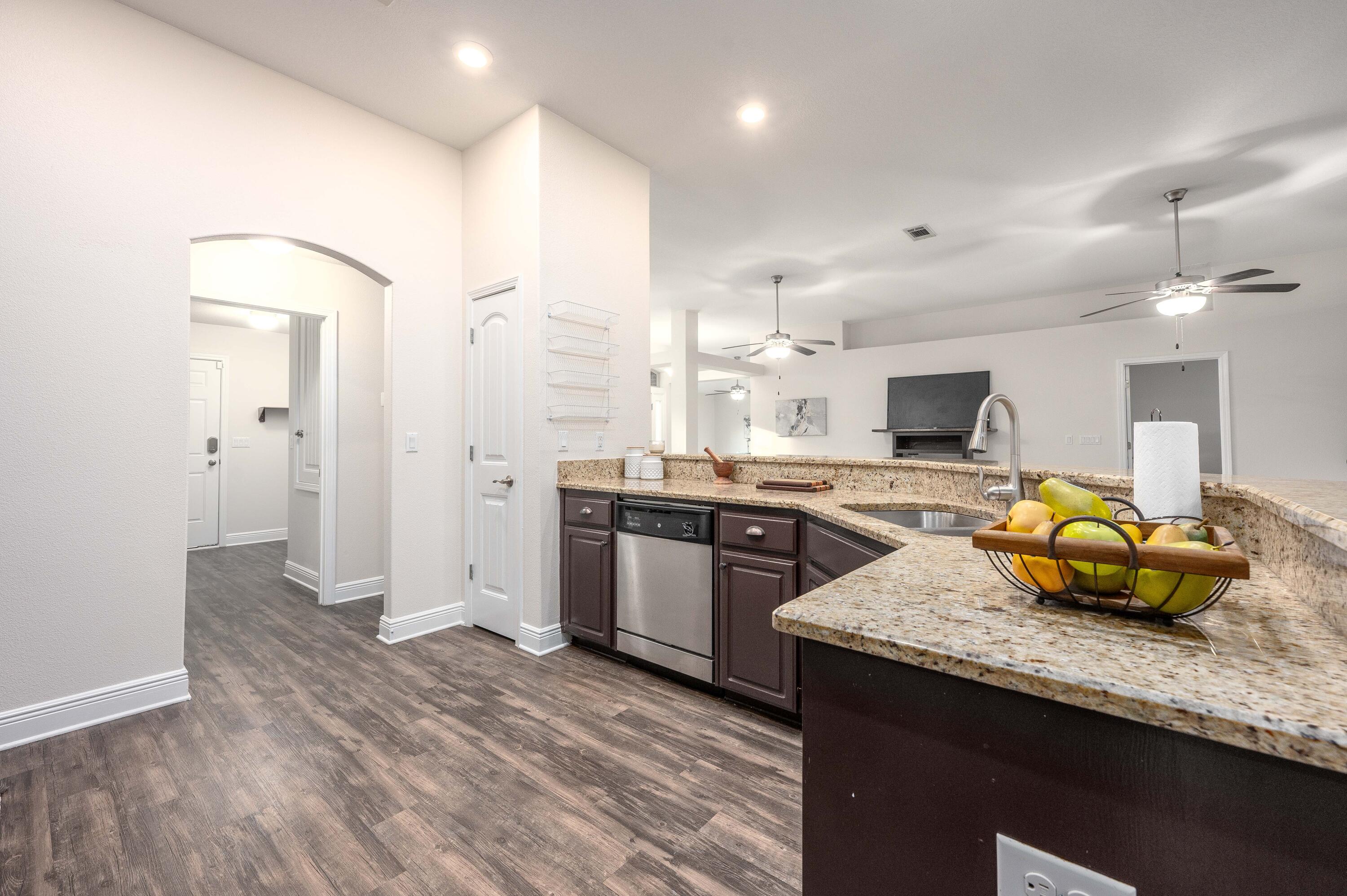 HOLLEY SHORES - Residential