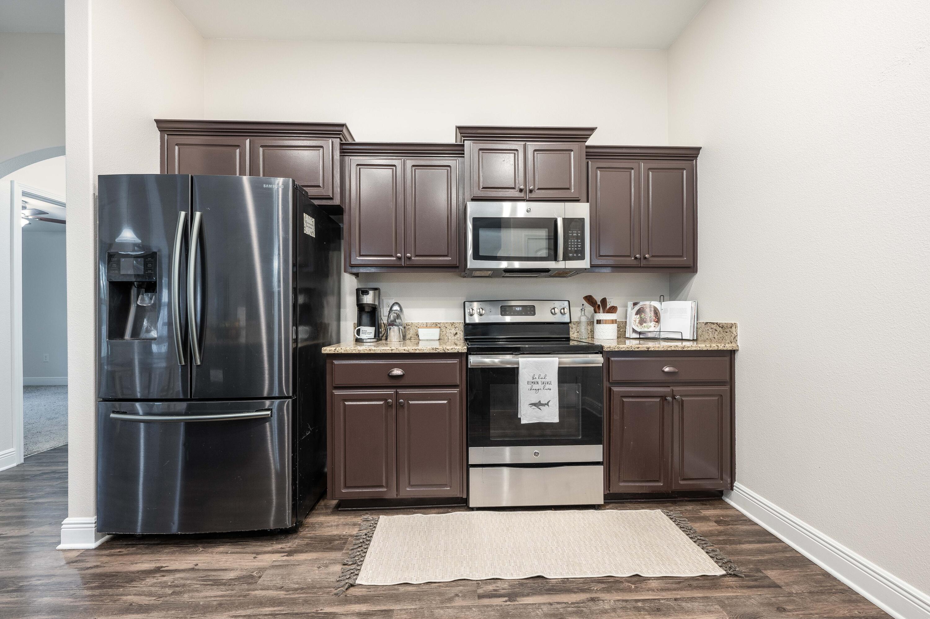 HOLLEY SHORES - Residential