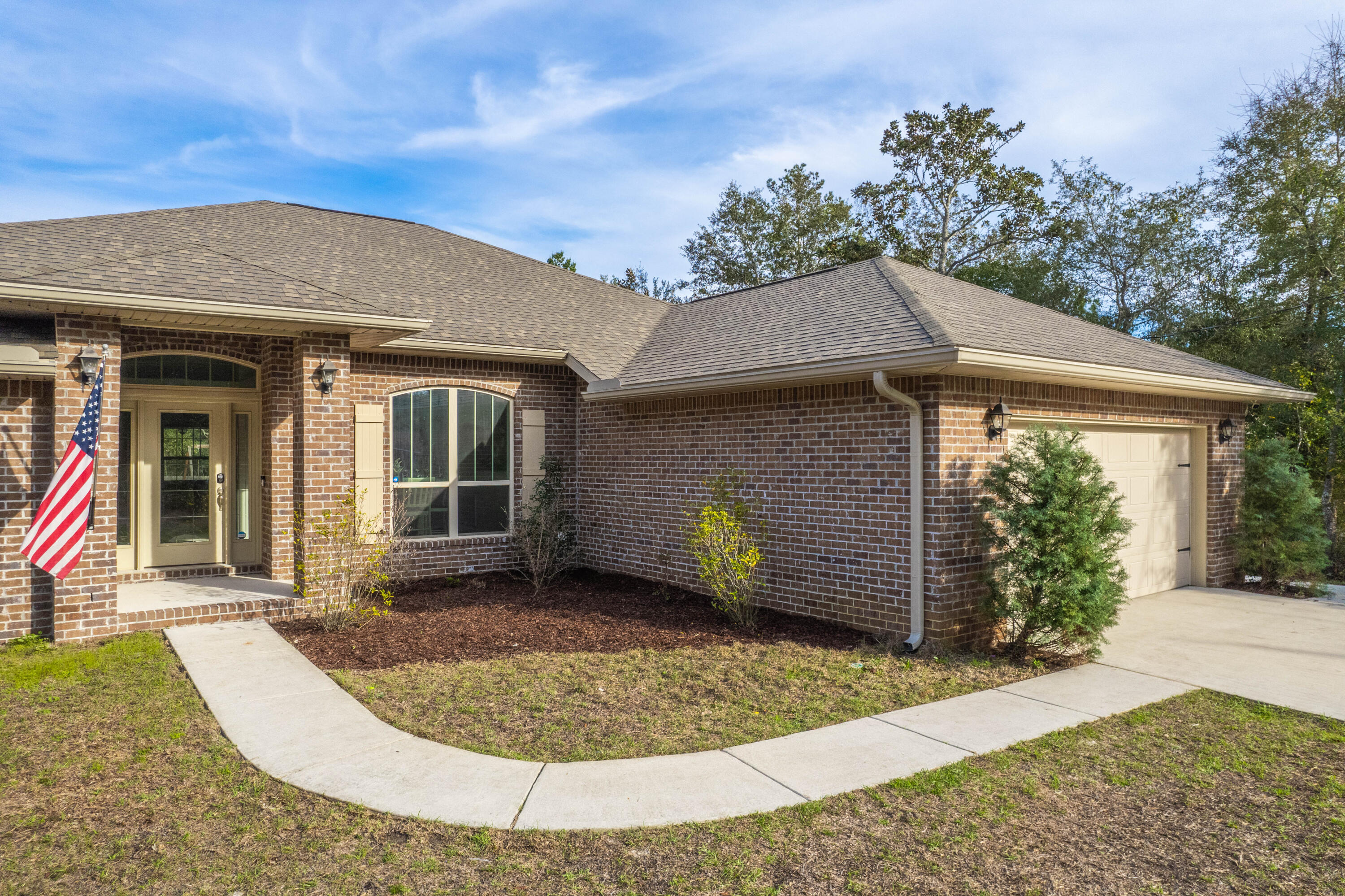 HOLLEY SHORES - Residential