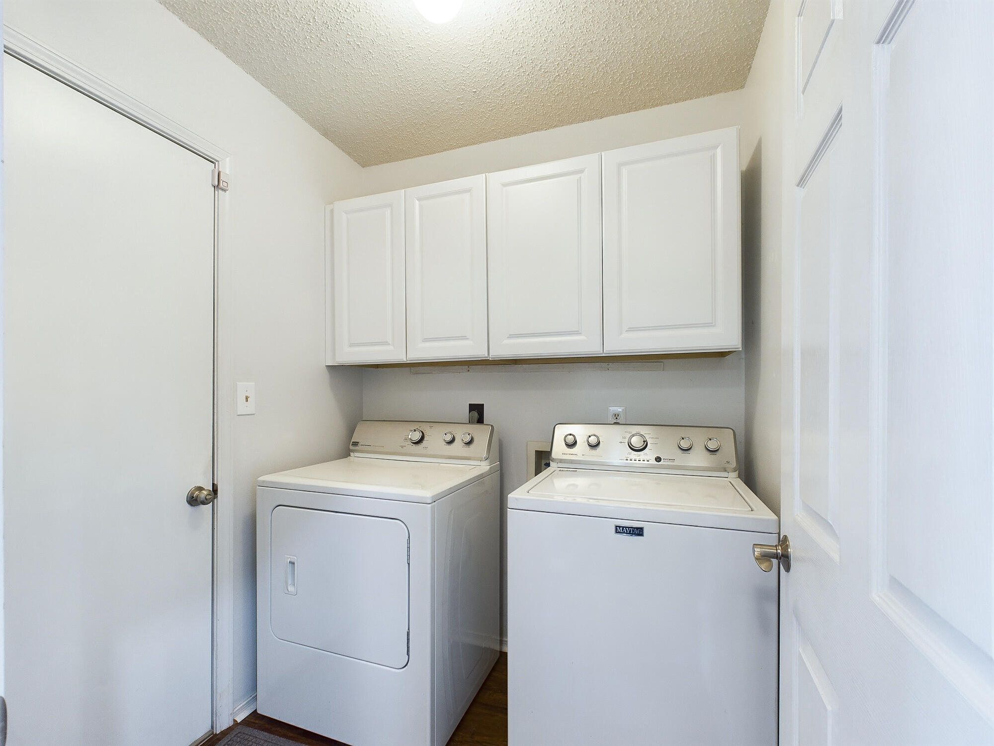 HIDDEN LAKES LOT 1 - Residential