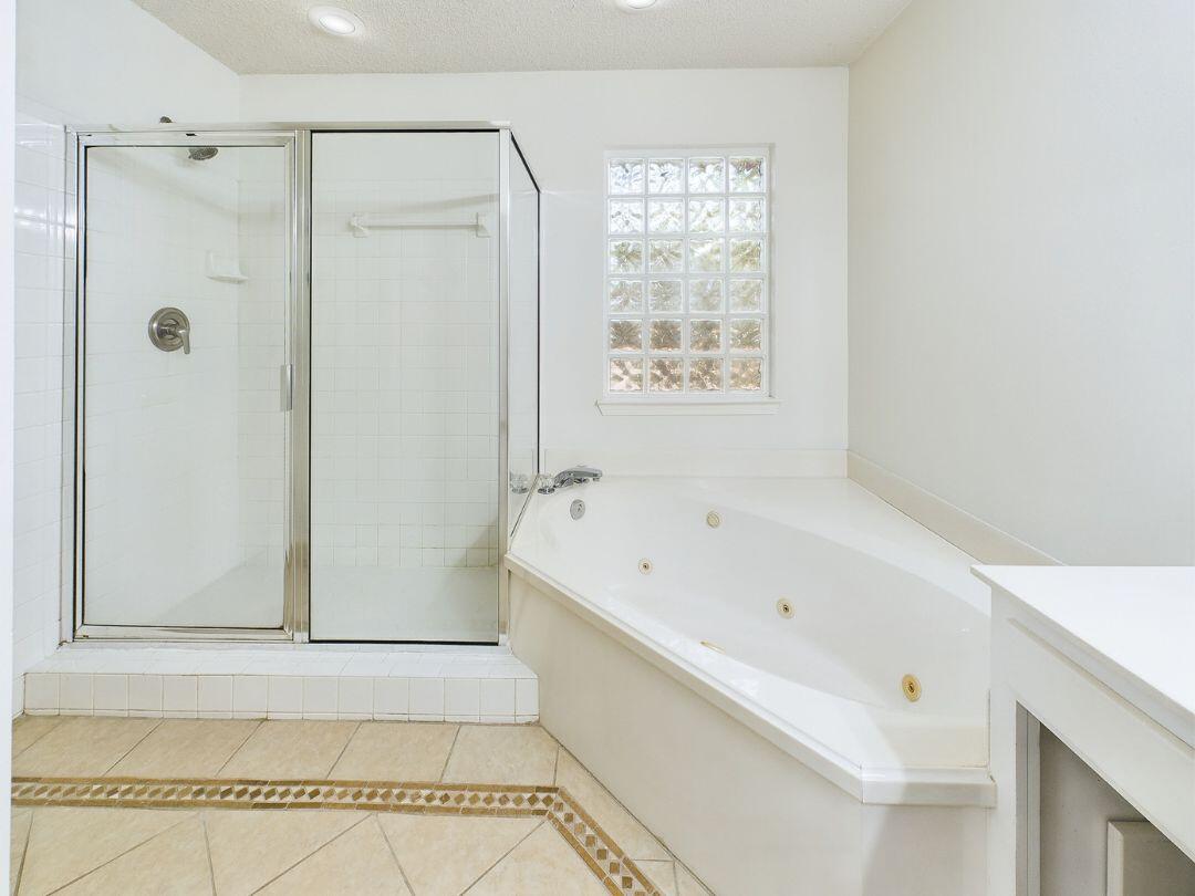 HIDDEN LAKES LOT 1 - Residential