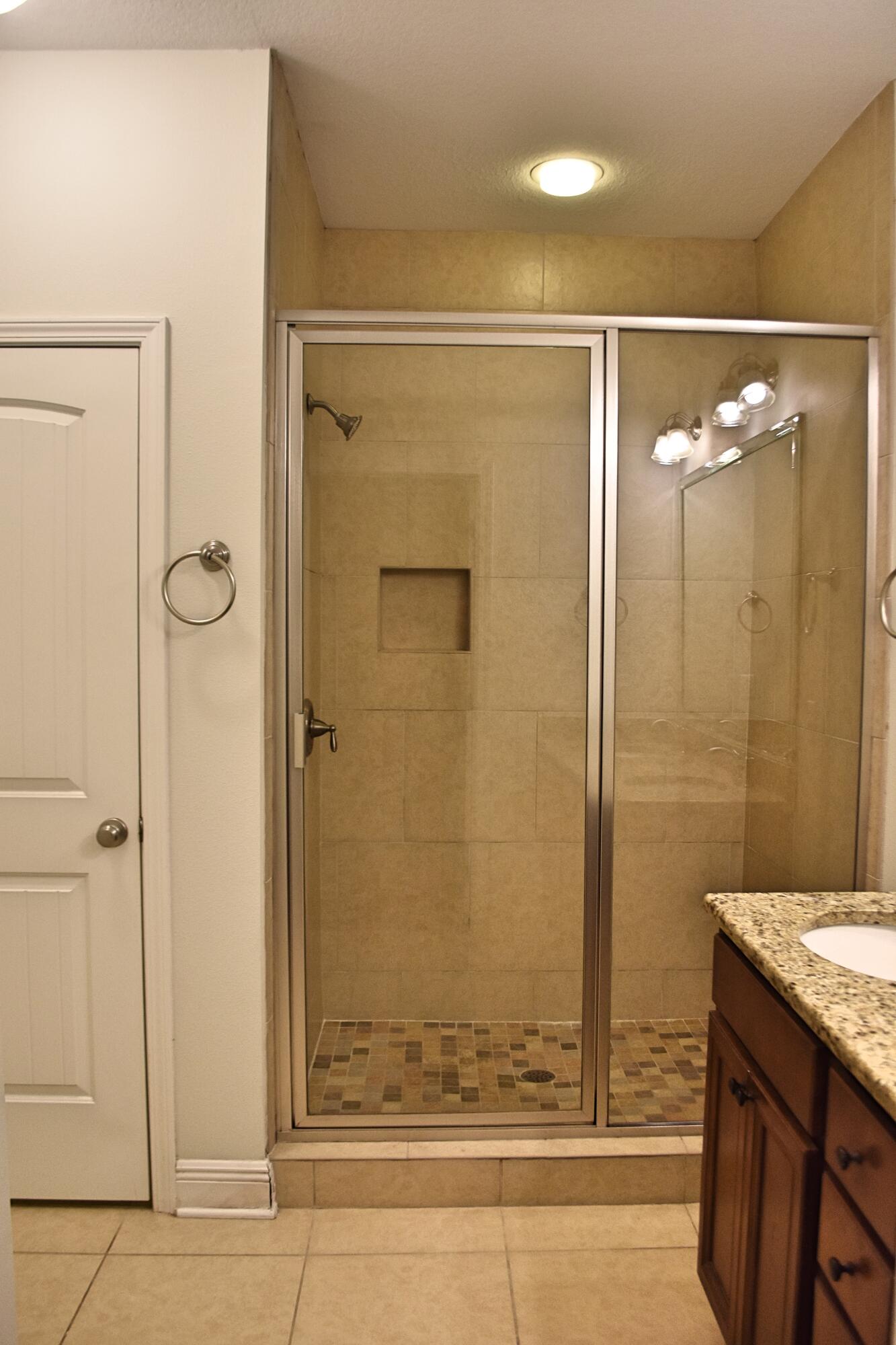 LAGRANGE LANDING - Residential Lease