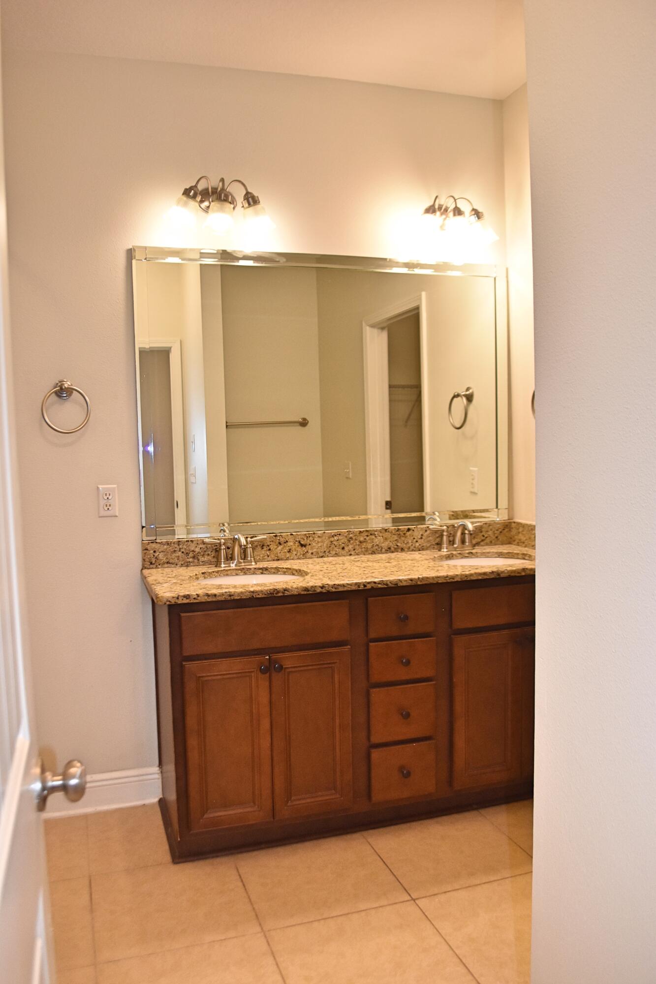 LAGRANGE LANDING - Residential Lease