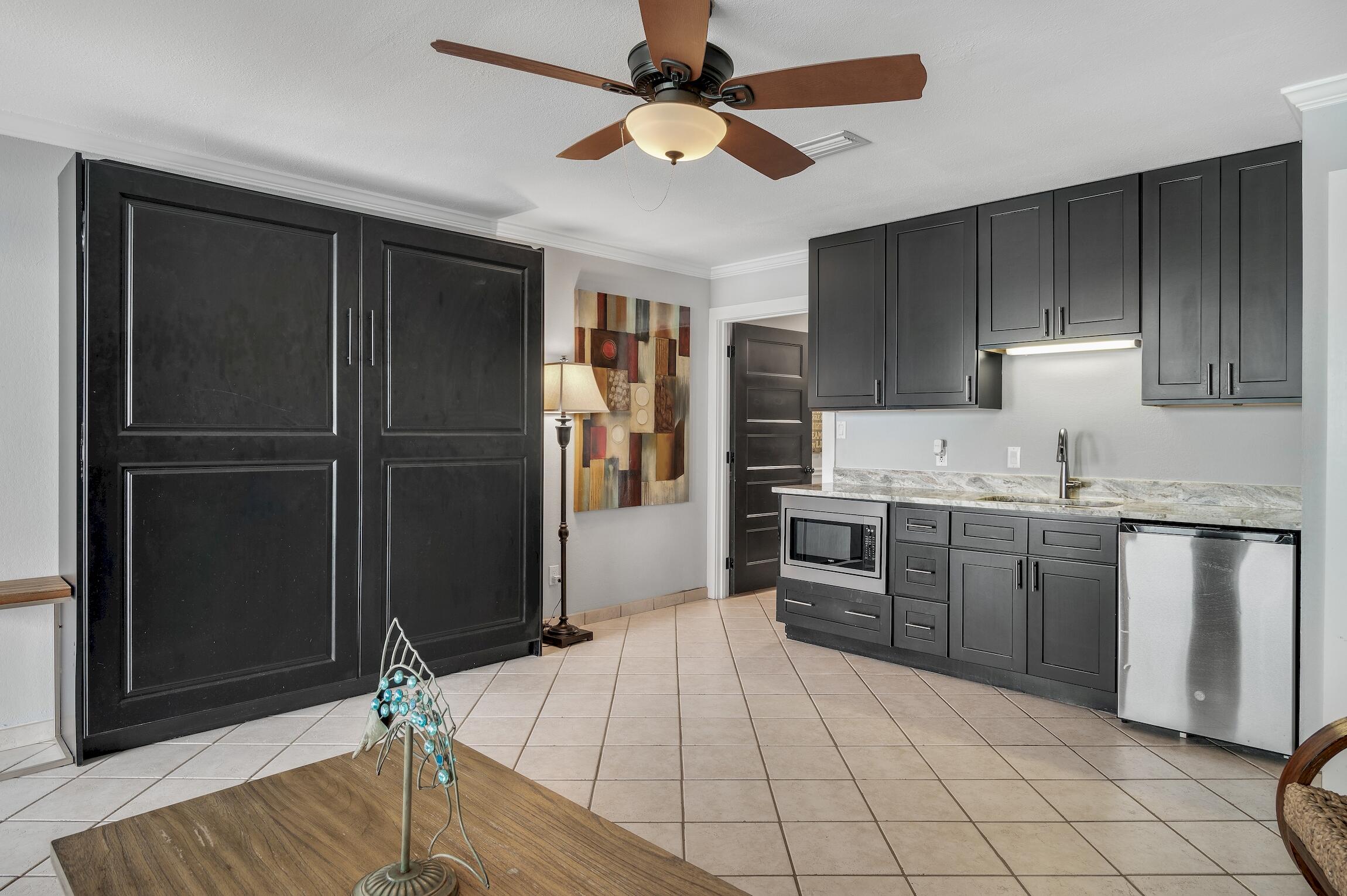 CRYSTAL BEACH T/H - Residential