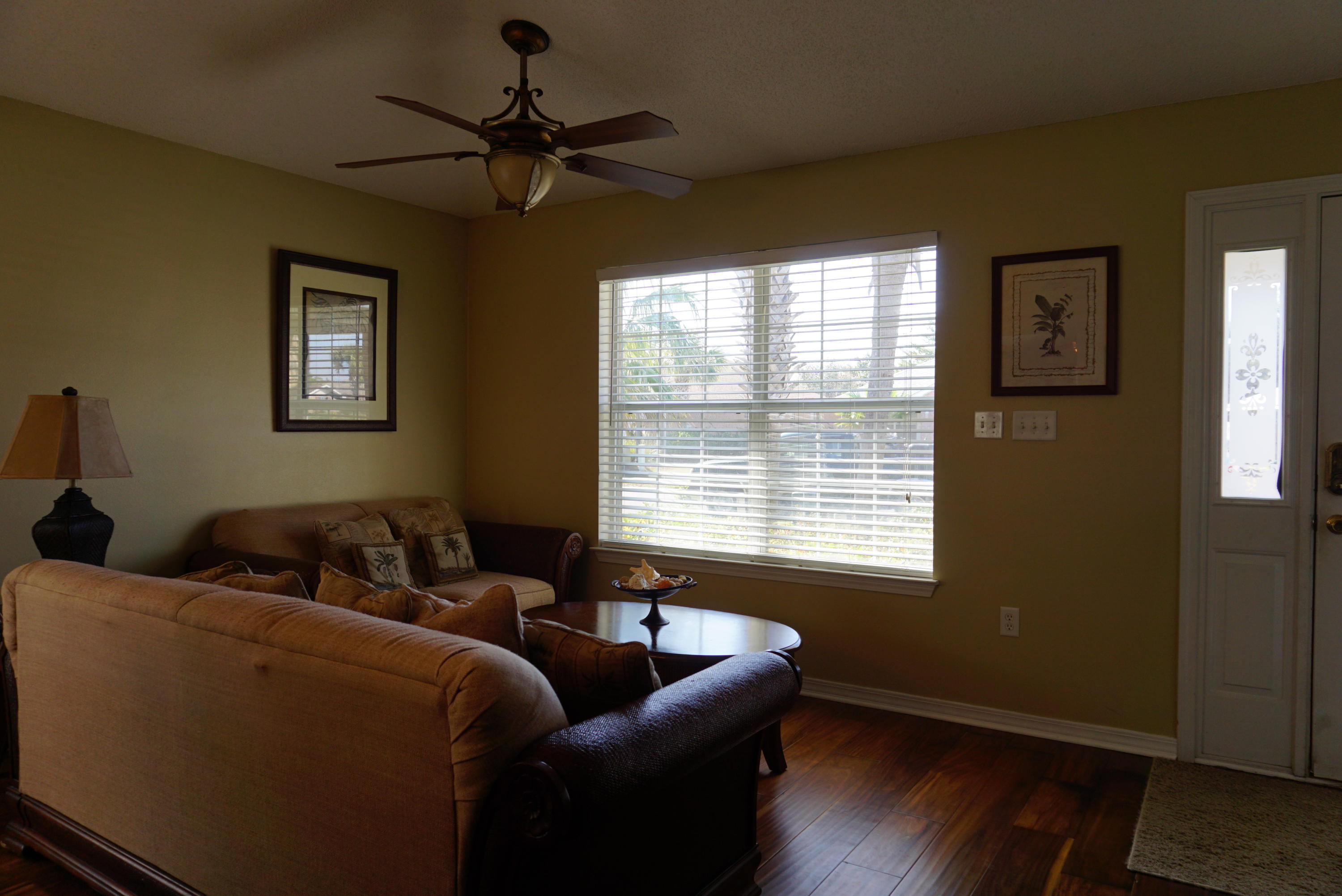 PARADISE RETREAT - Residential Lease