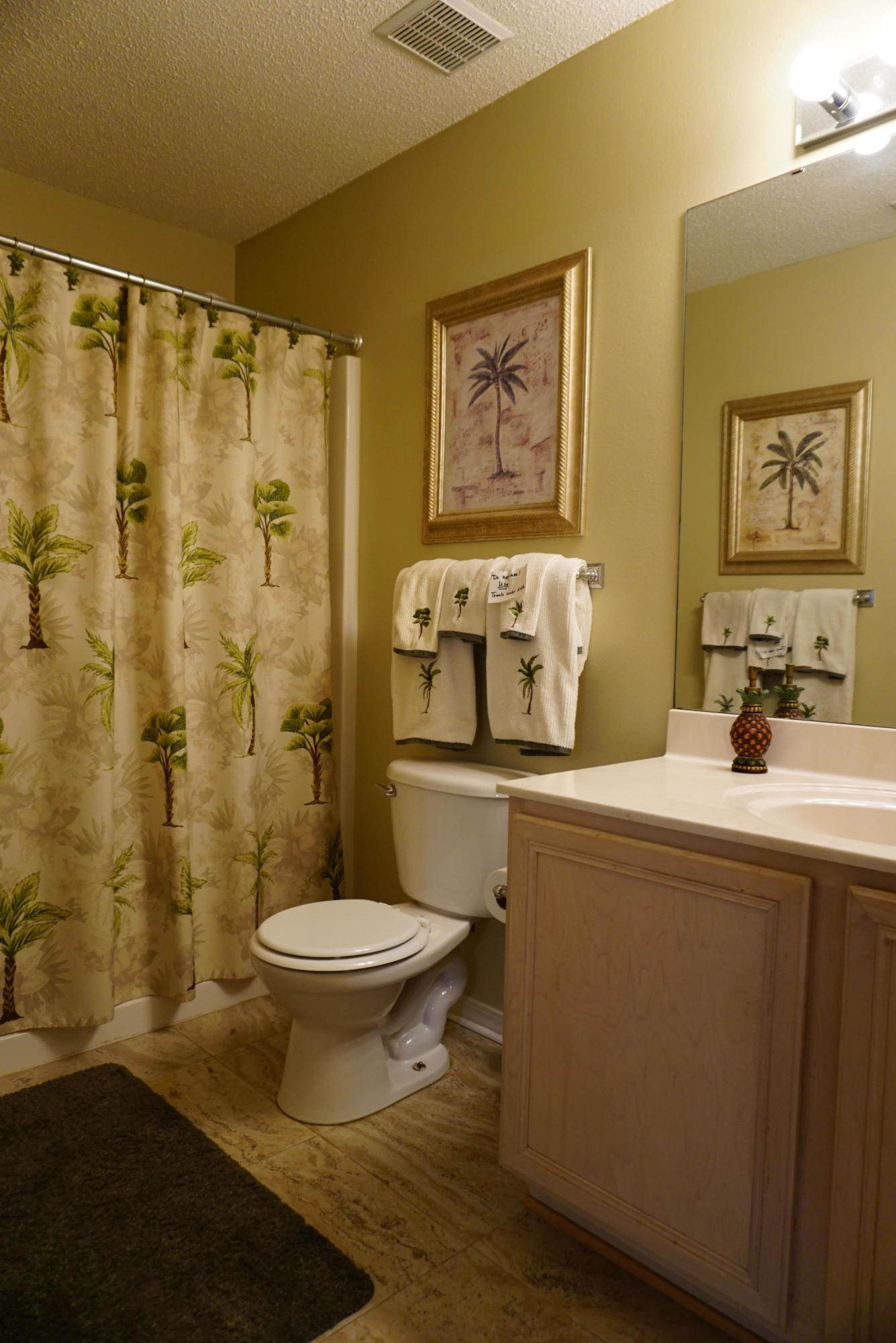 PARADISE RETREAT - Residential Lease