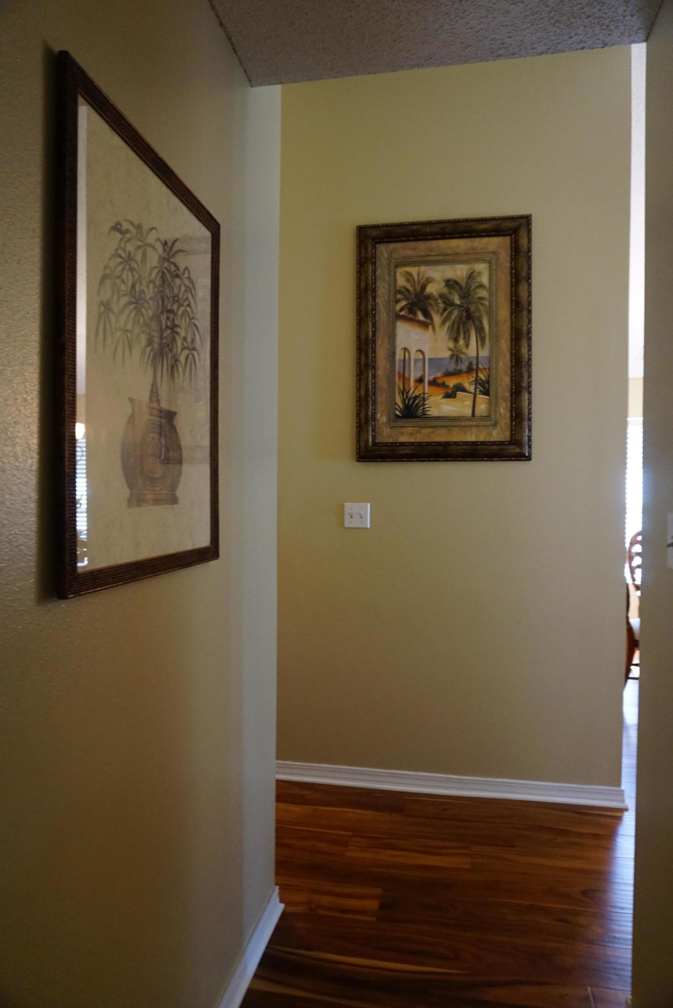 PARADISE RETREAT - Residential Lease