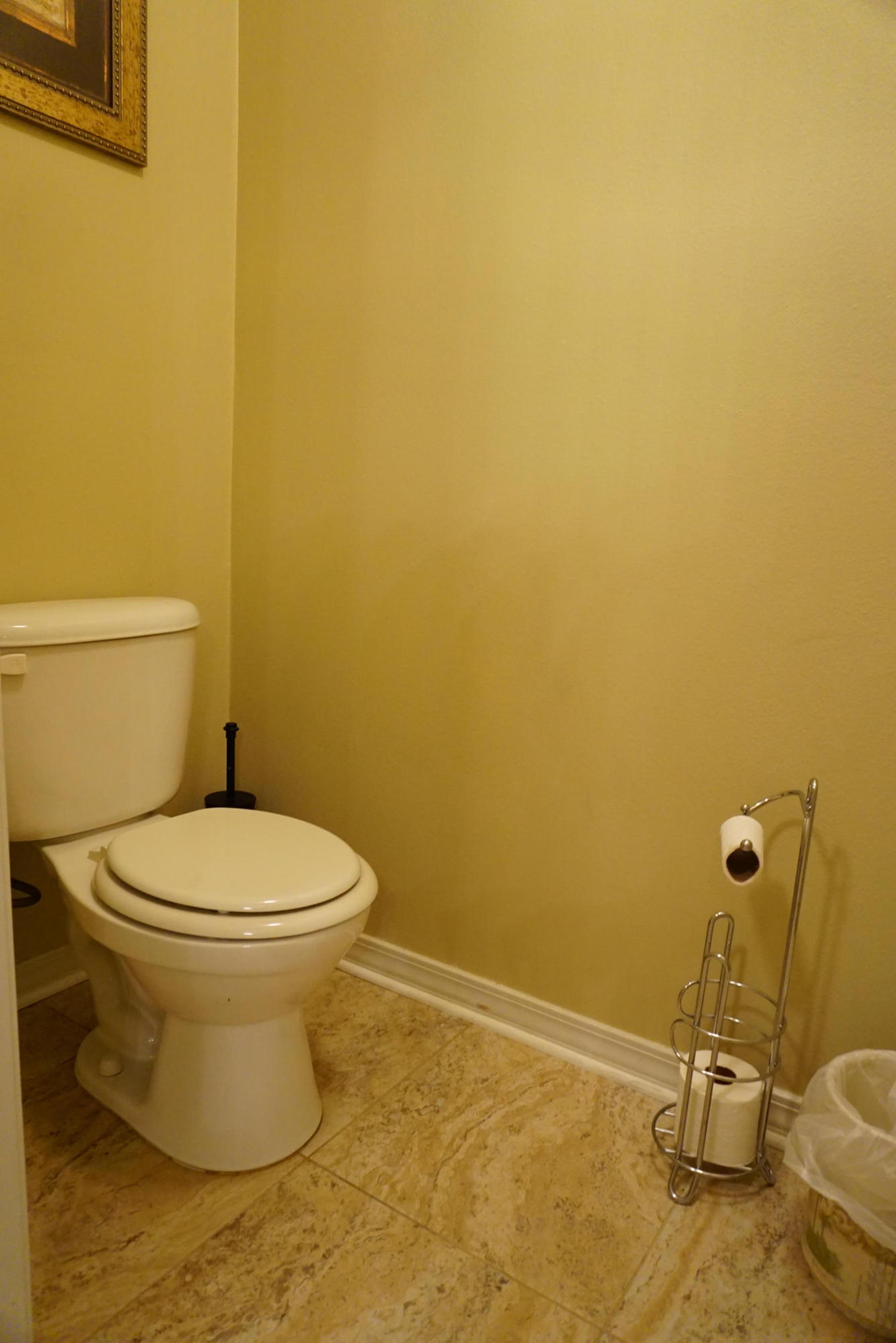 PARADISE RETREAT - Residential Lease