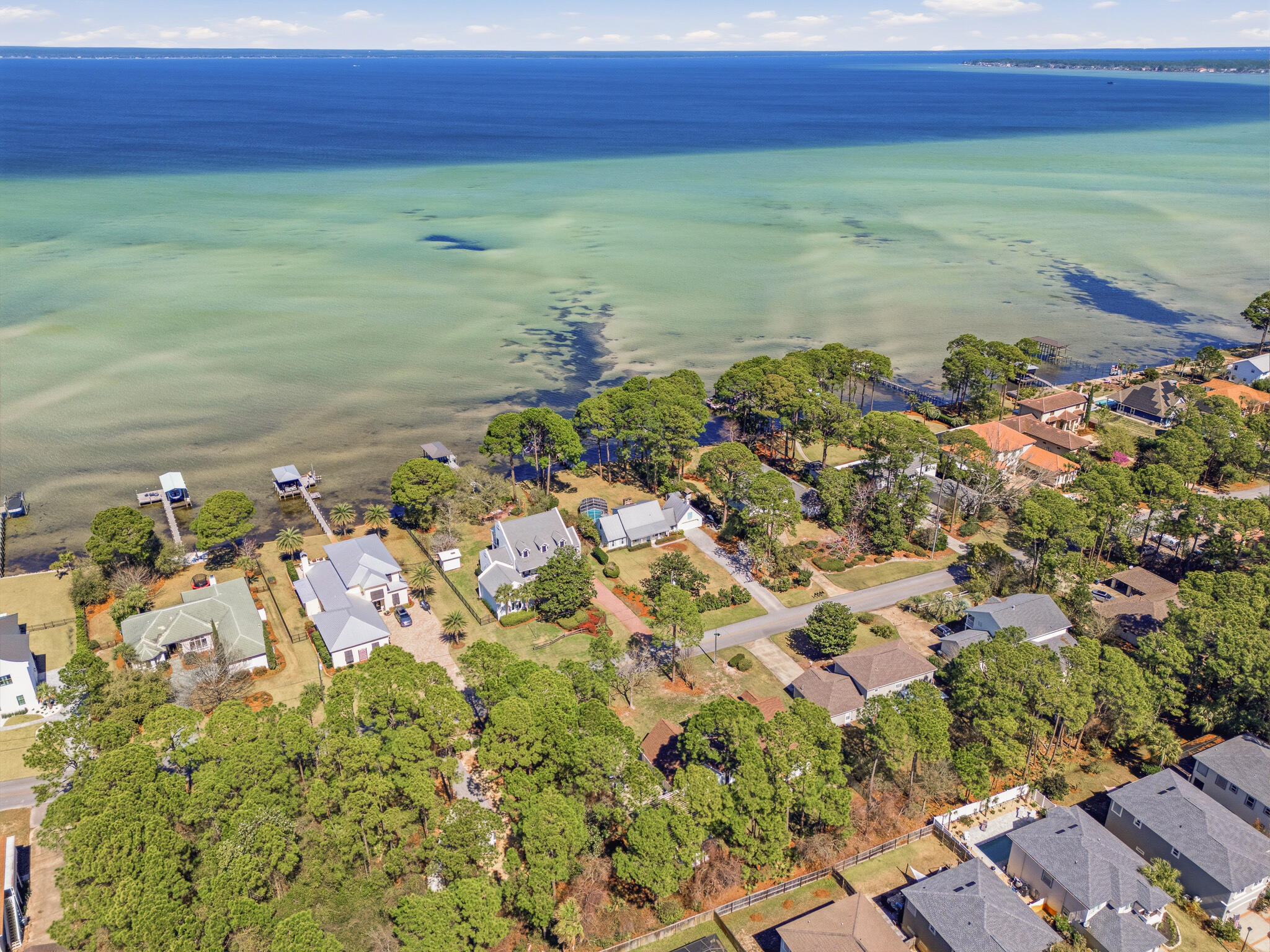 FLAMINGO BEACH - Residential