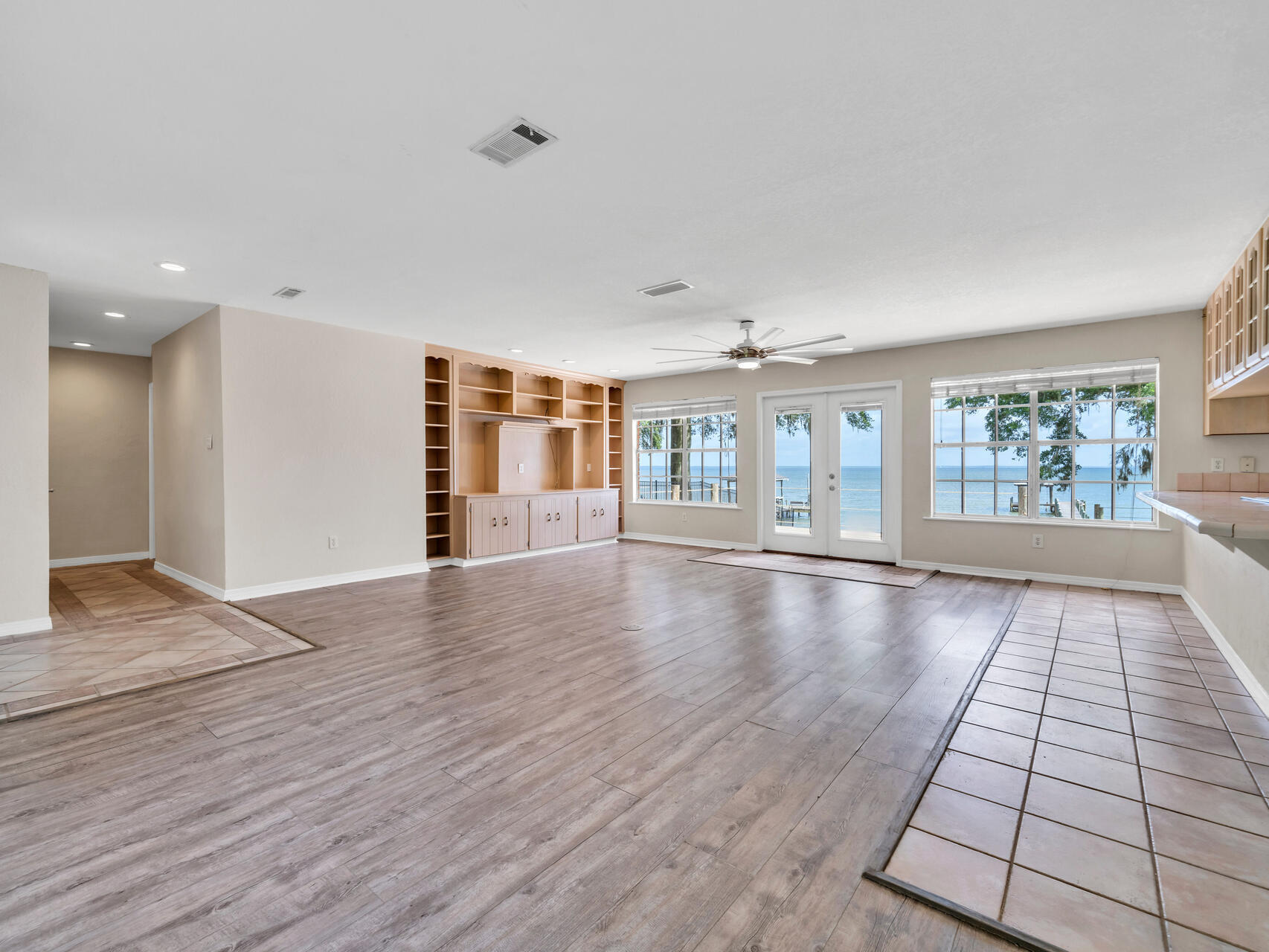 BAL ALEX ESTATES - Residential