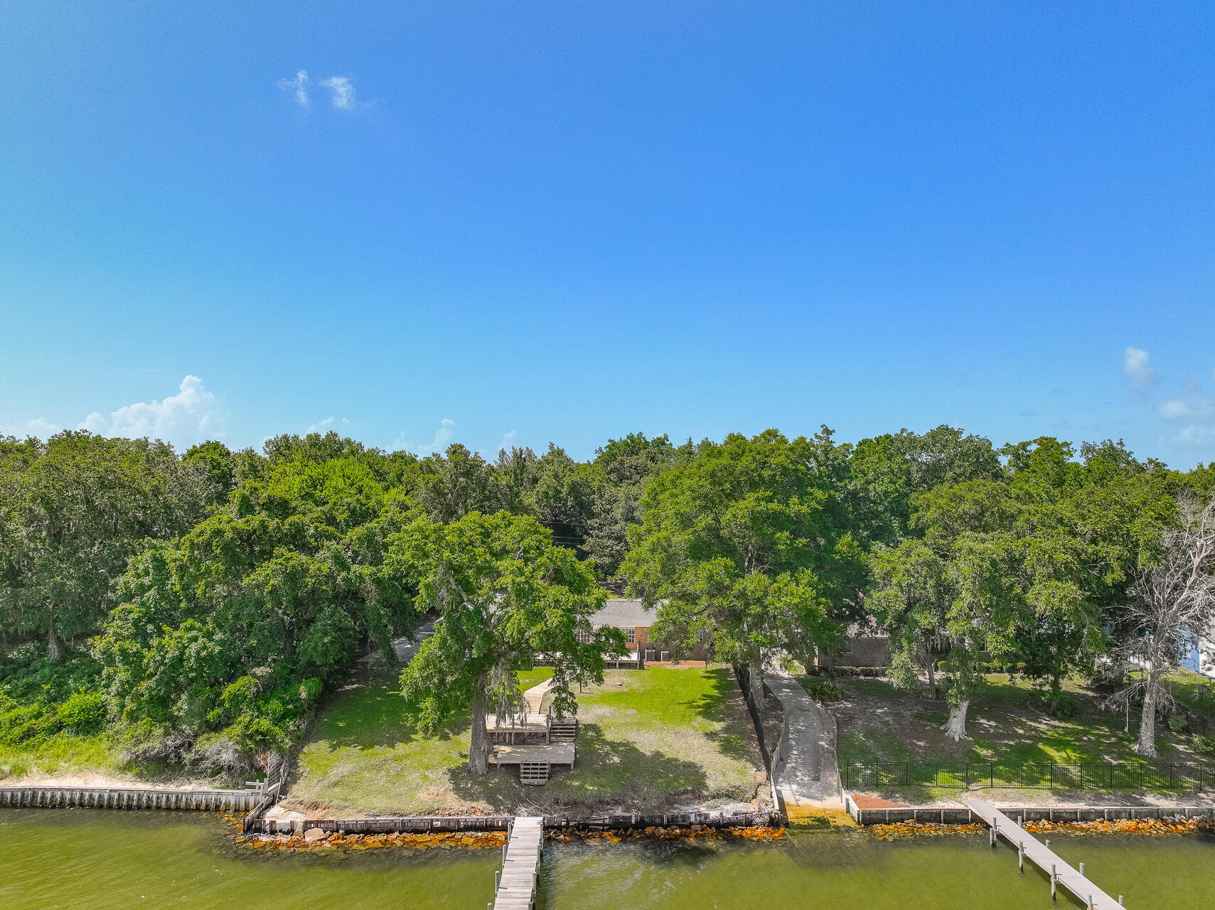 BAL ALEX ESTATES - Residential