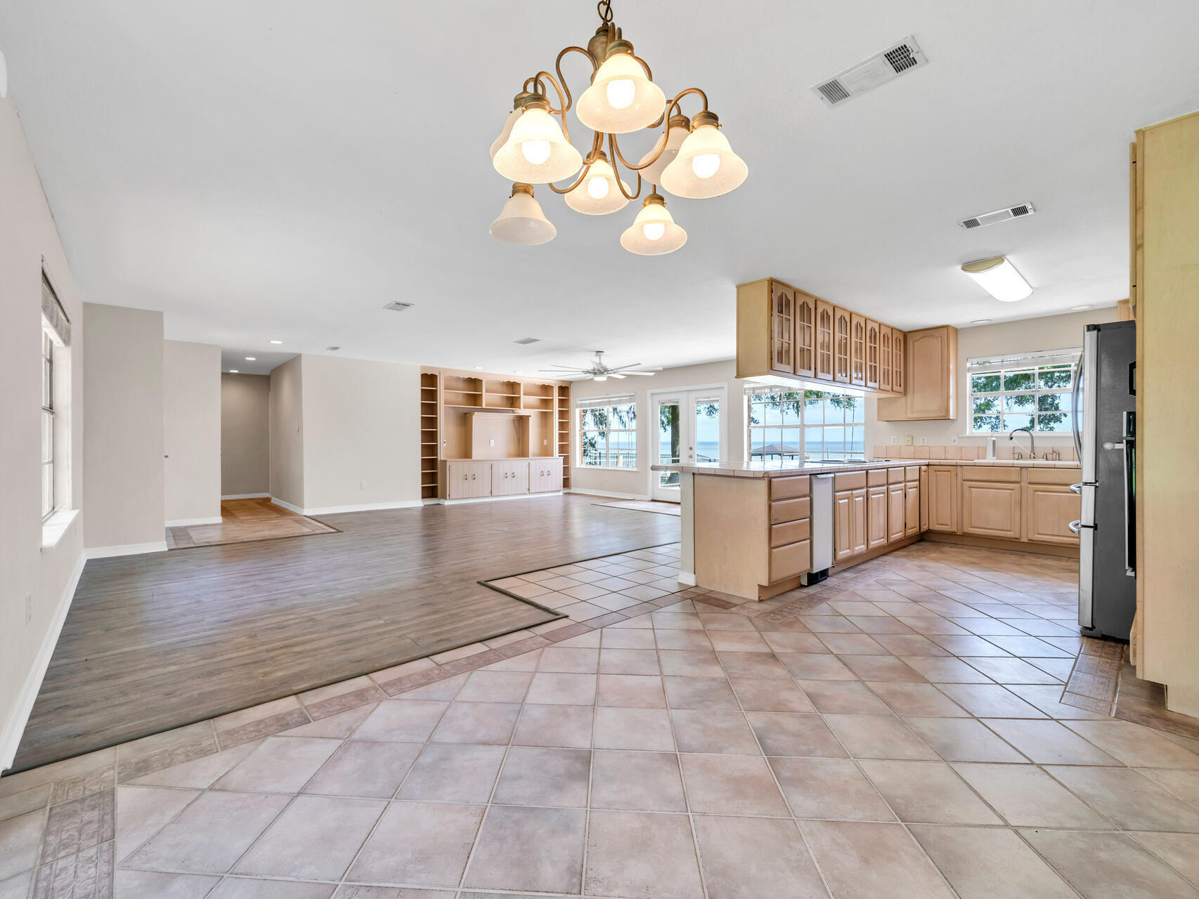 BAL ALEX ESTATES - Residential