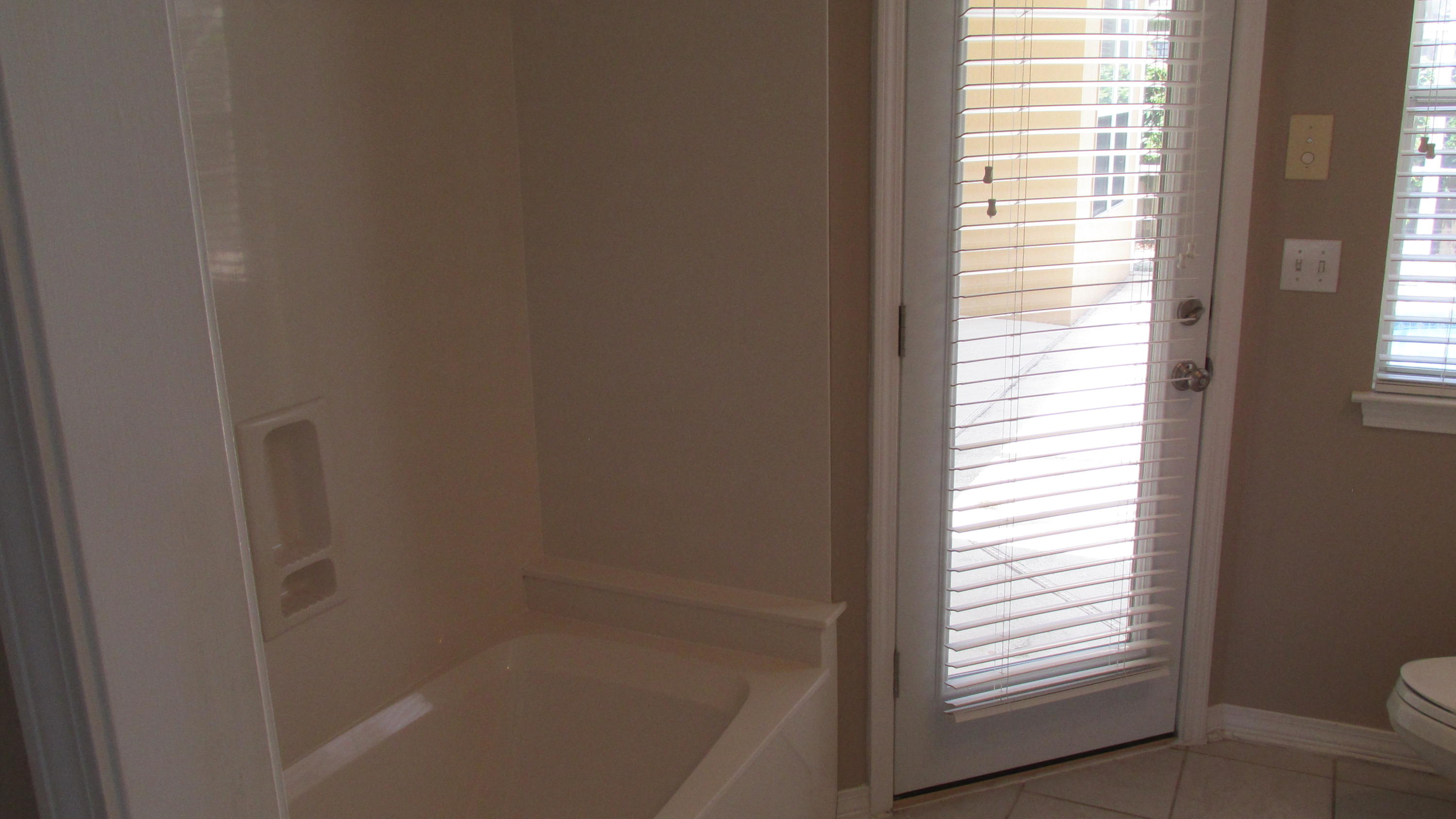 INDIAN LAKE PH 3 - Residential Lease