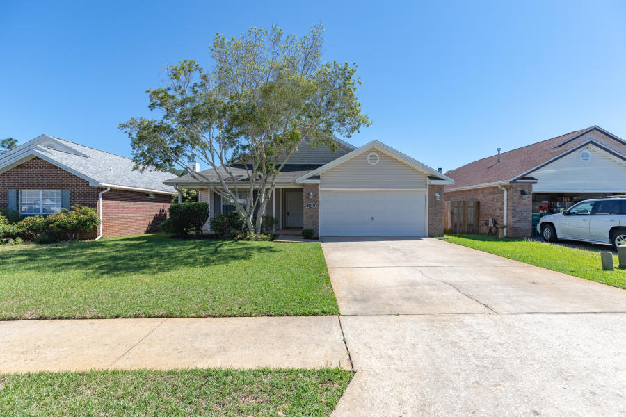 EMERALD VILLAGE S/D - Residential Lease