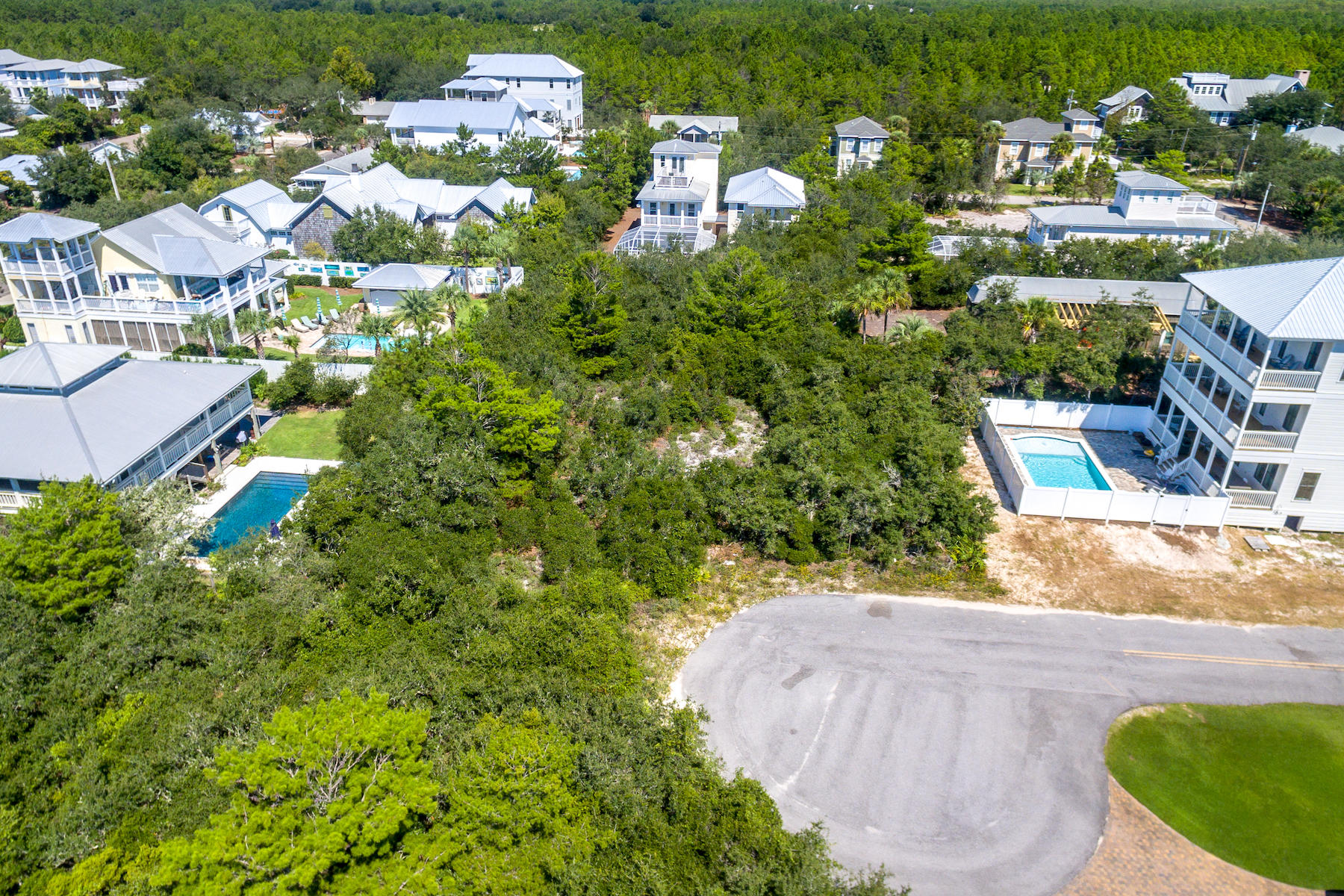 SEACREST EAST - Land