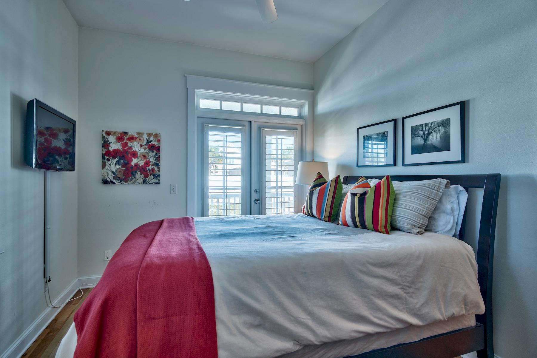 SUNSET BEACH - Residential