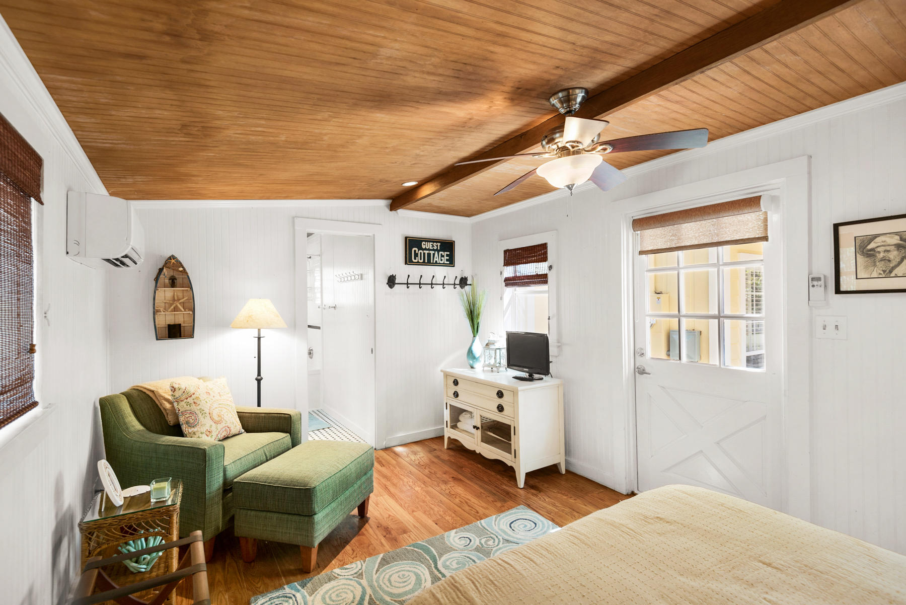 SEAGROVE SHORES 4TH ADD - Residential