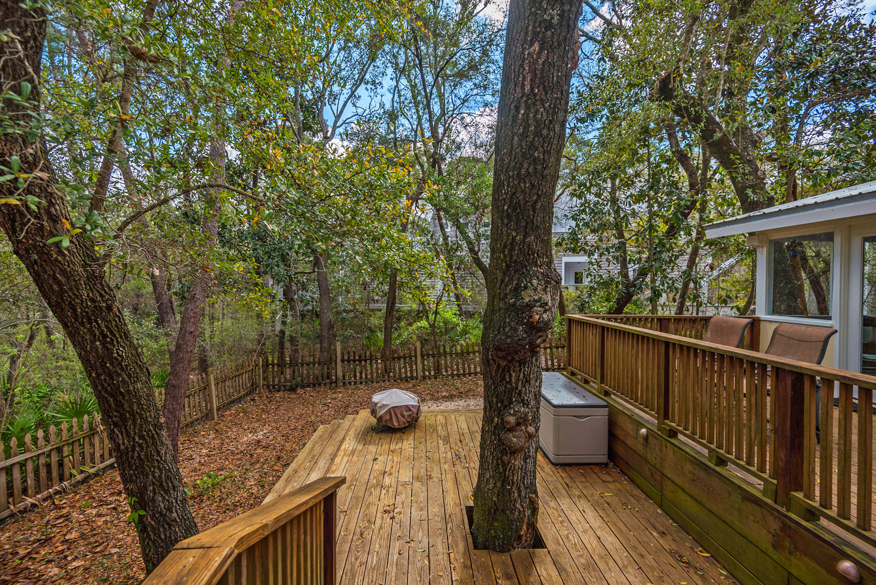 SEAGROVE SHORES 4TH ADD - Residential