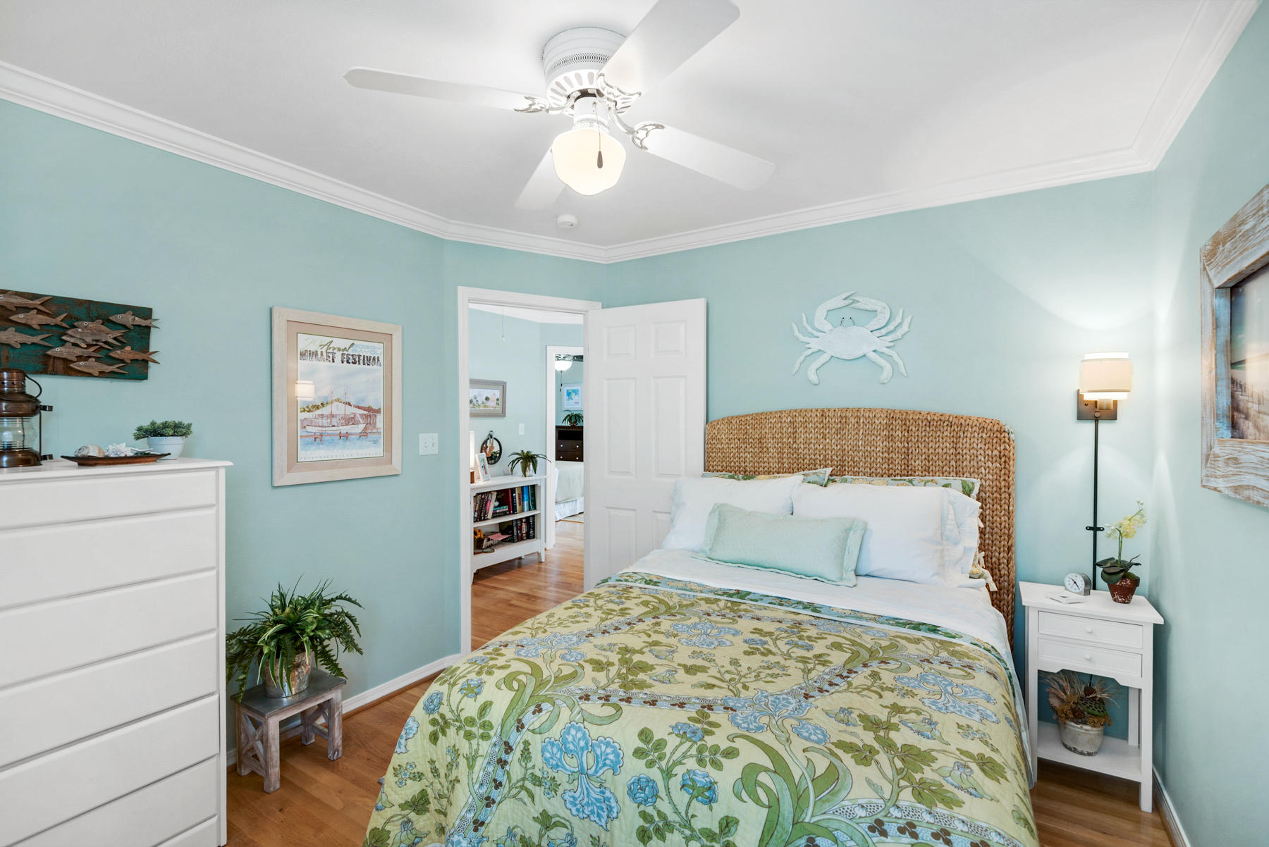 SEAGROVE SHORES 4TH ADD - Residential