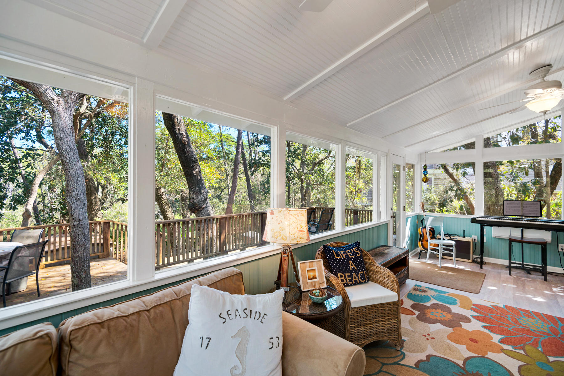 SEAGROVE SHORES 4TH ADD - Residential