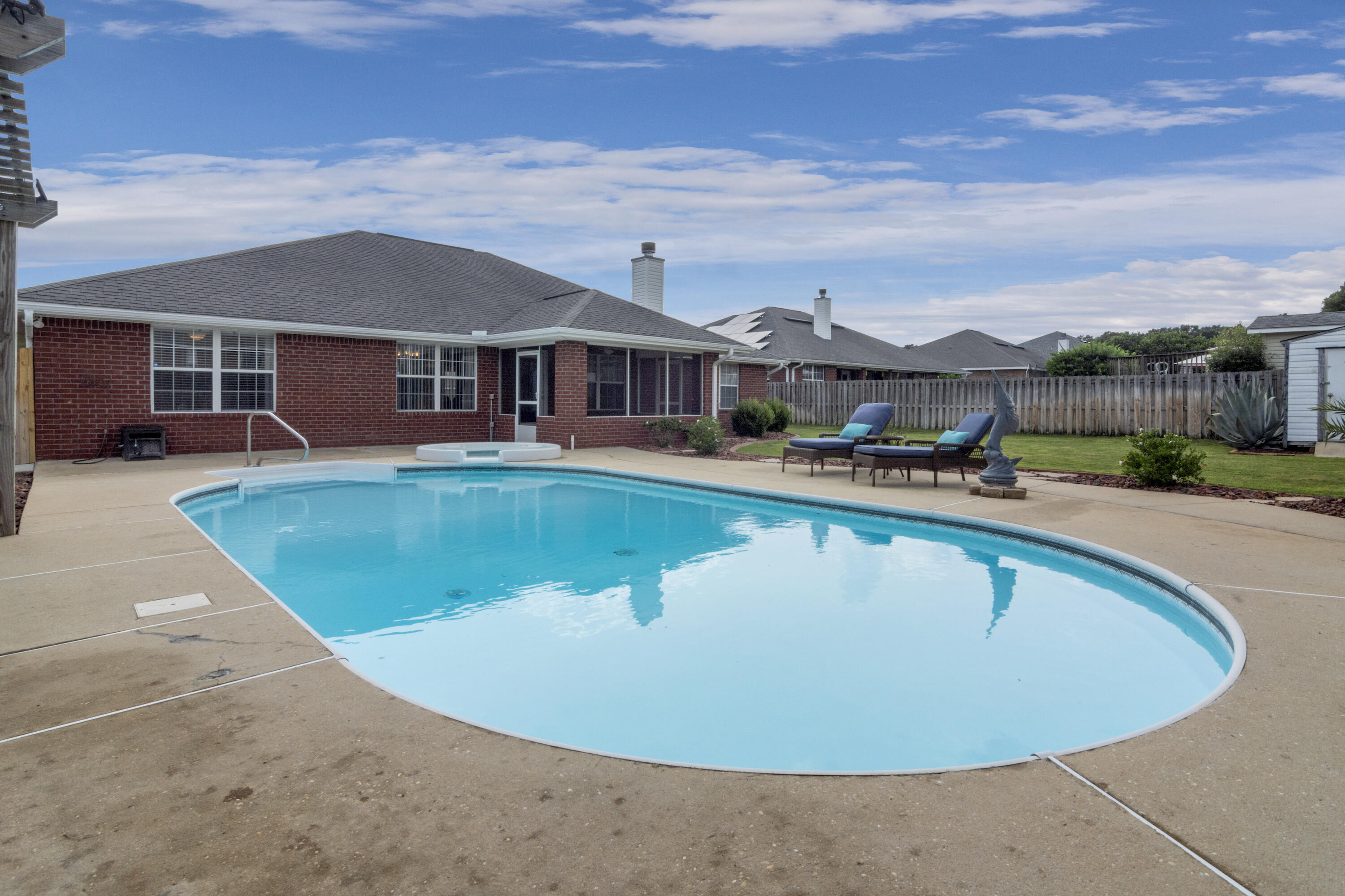 LEE FARMS PH I - Residential