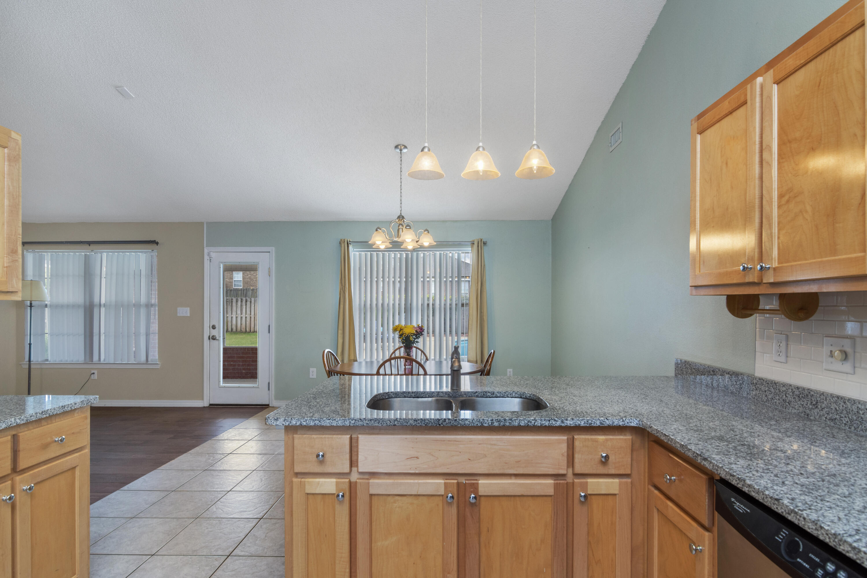 LEE FARMS PH I - Residential