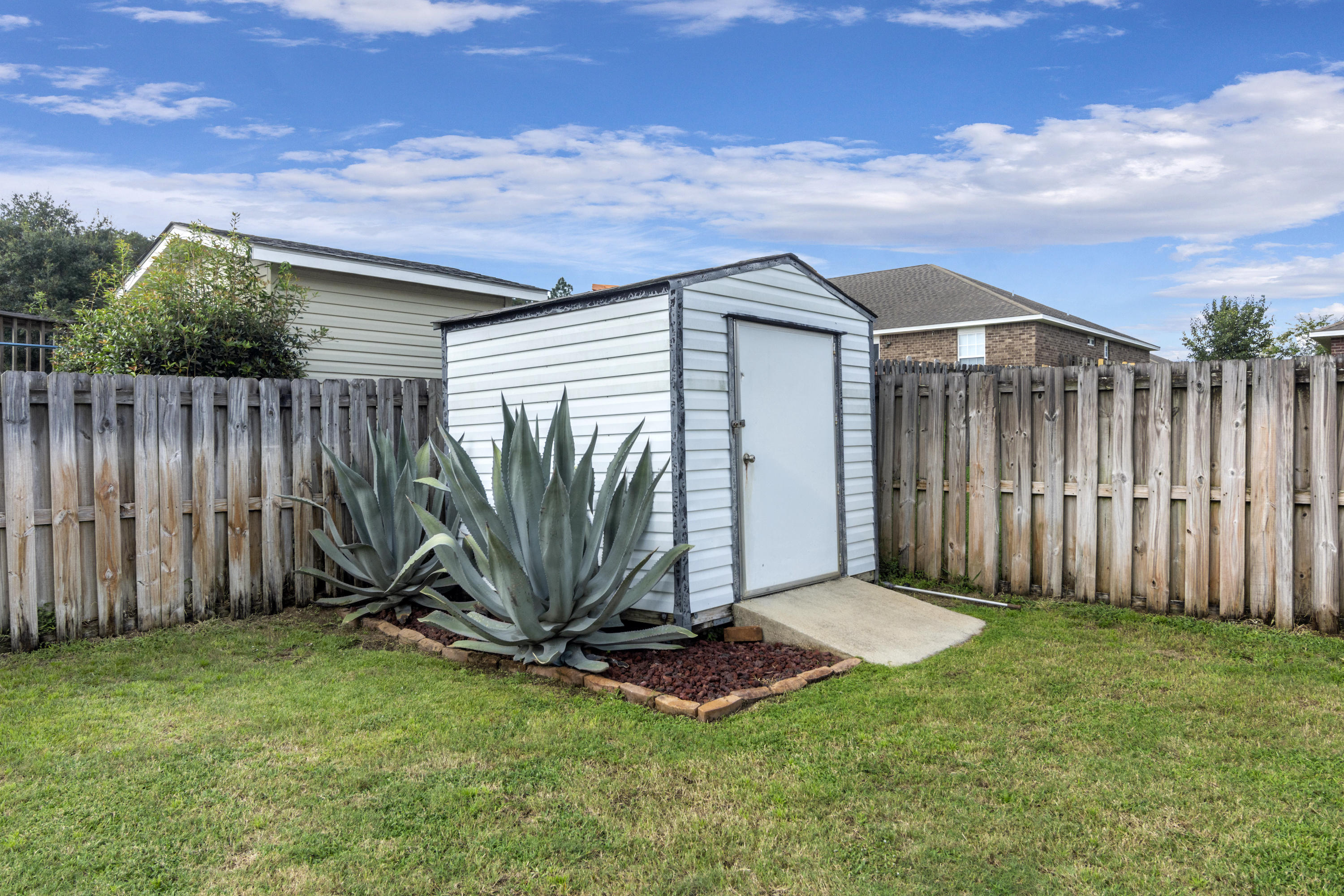 LEE FARMS PH I - Residential