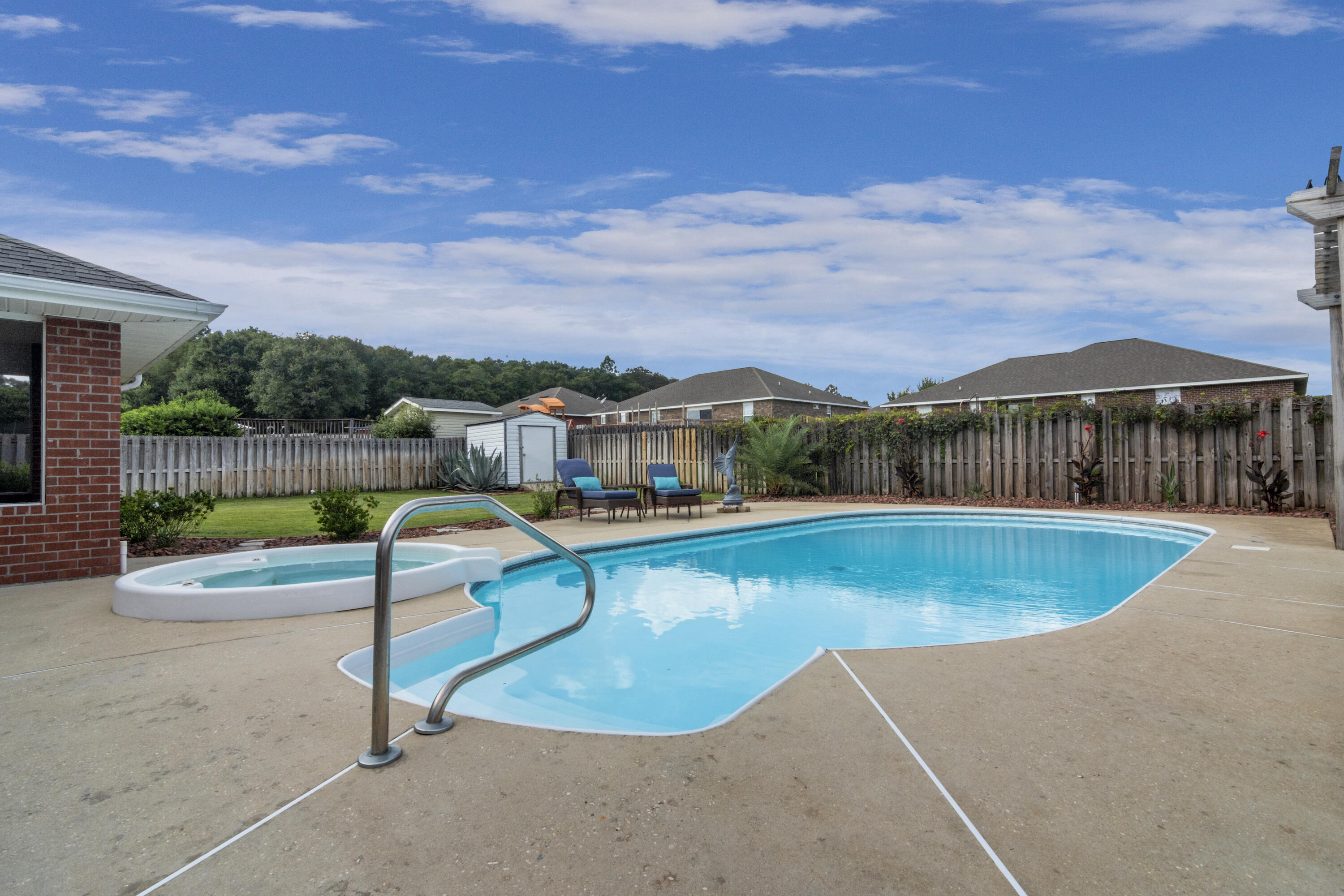 LEE FARMS PH I - Residential