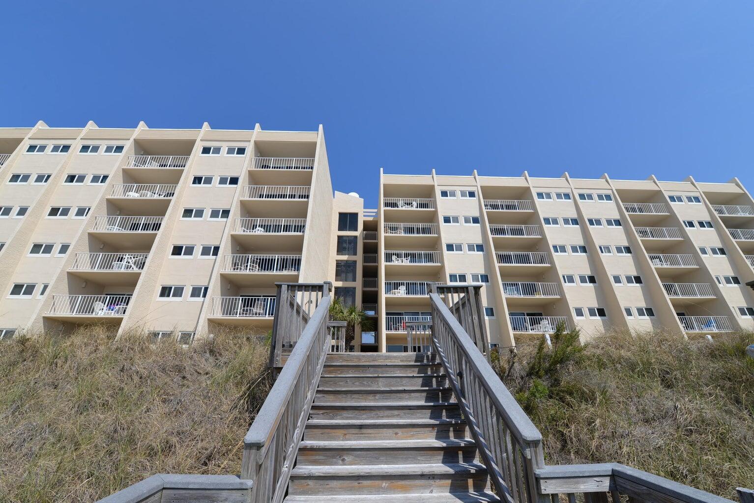 BEACH HOUSE CONDO PH 1 - Residential
