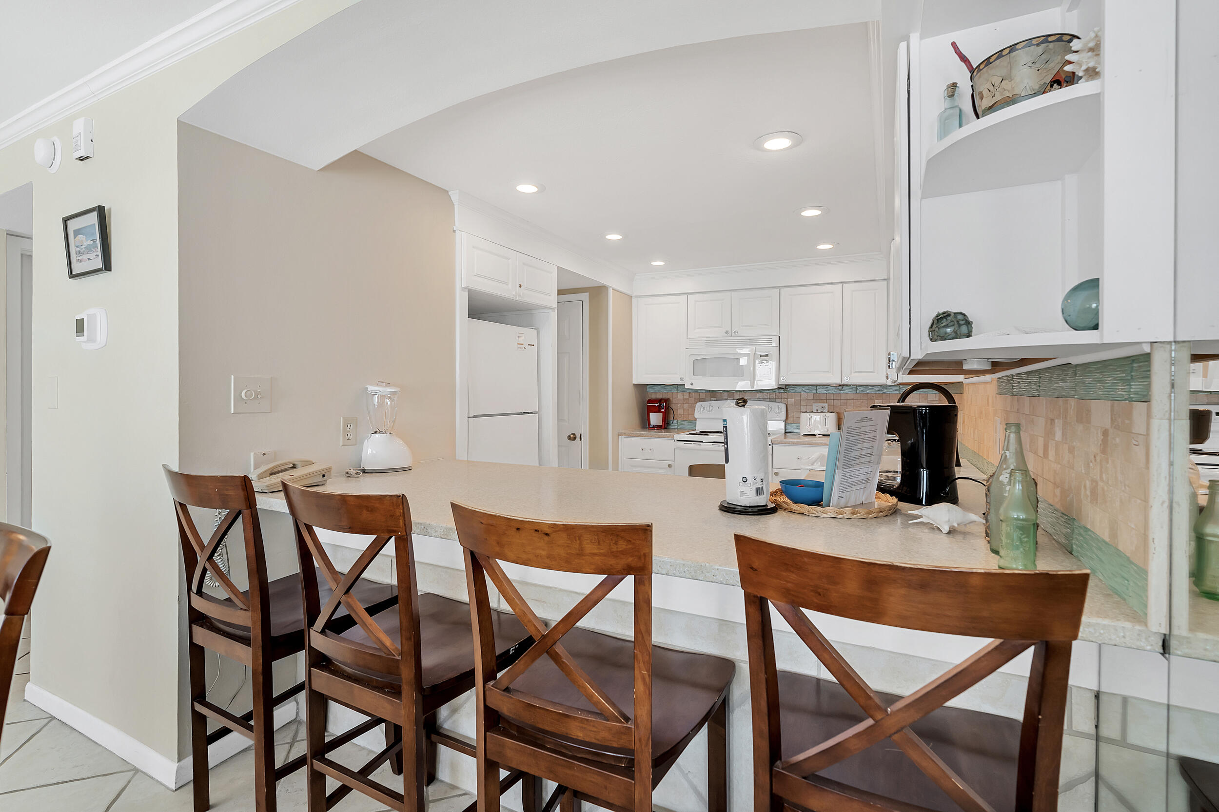 BEACH HOUSE CONDO PH 1 - Residential