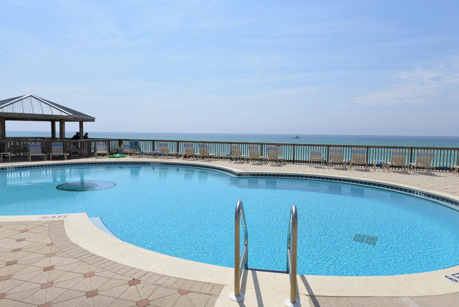 BEACH HOUSE CONDO PH 1 - Residential