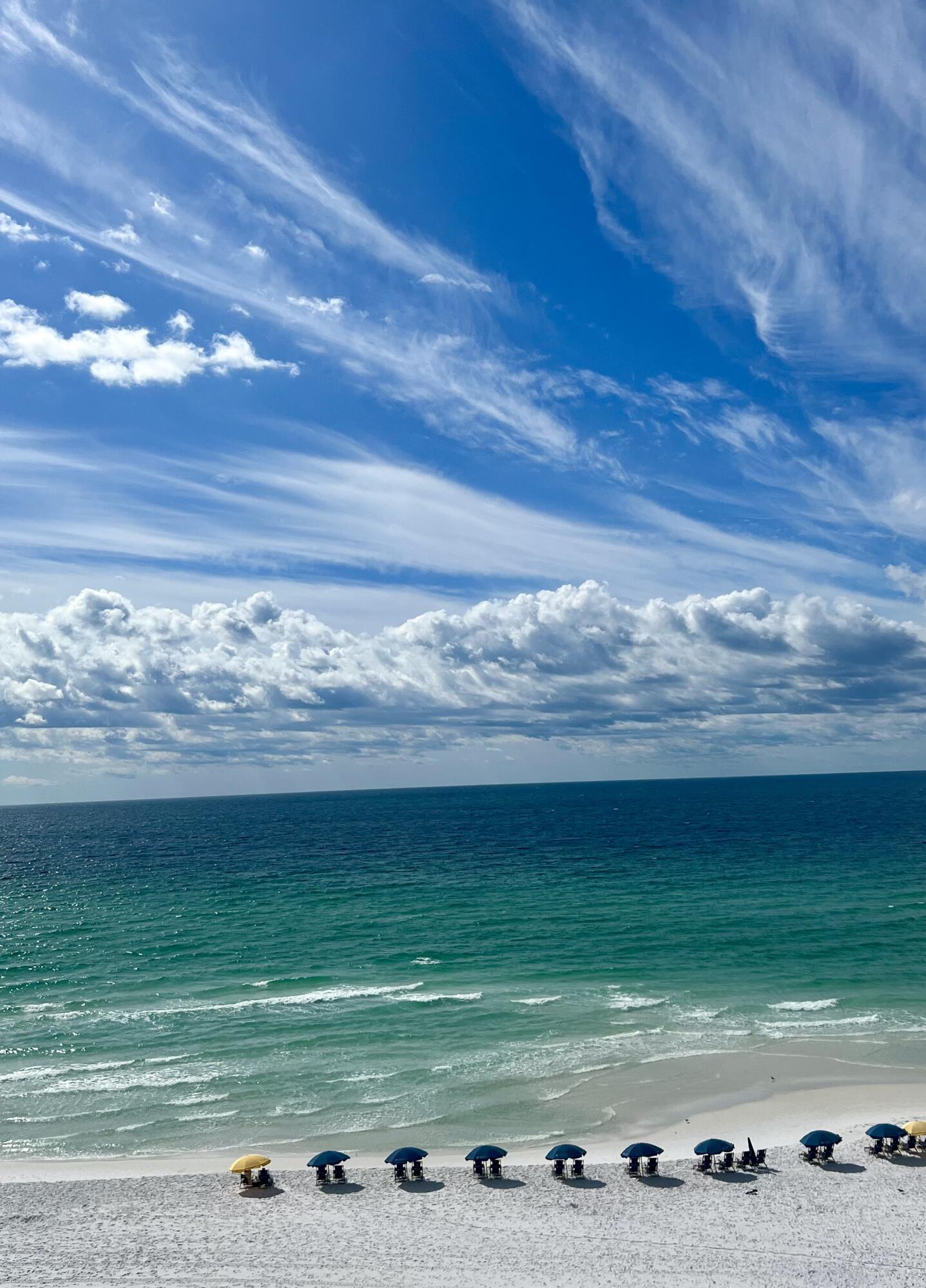 BEACH HOUSE CONDO PH 1 - Residential