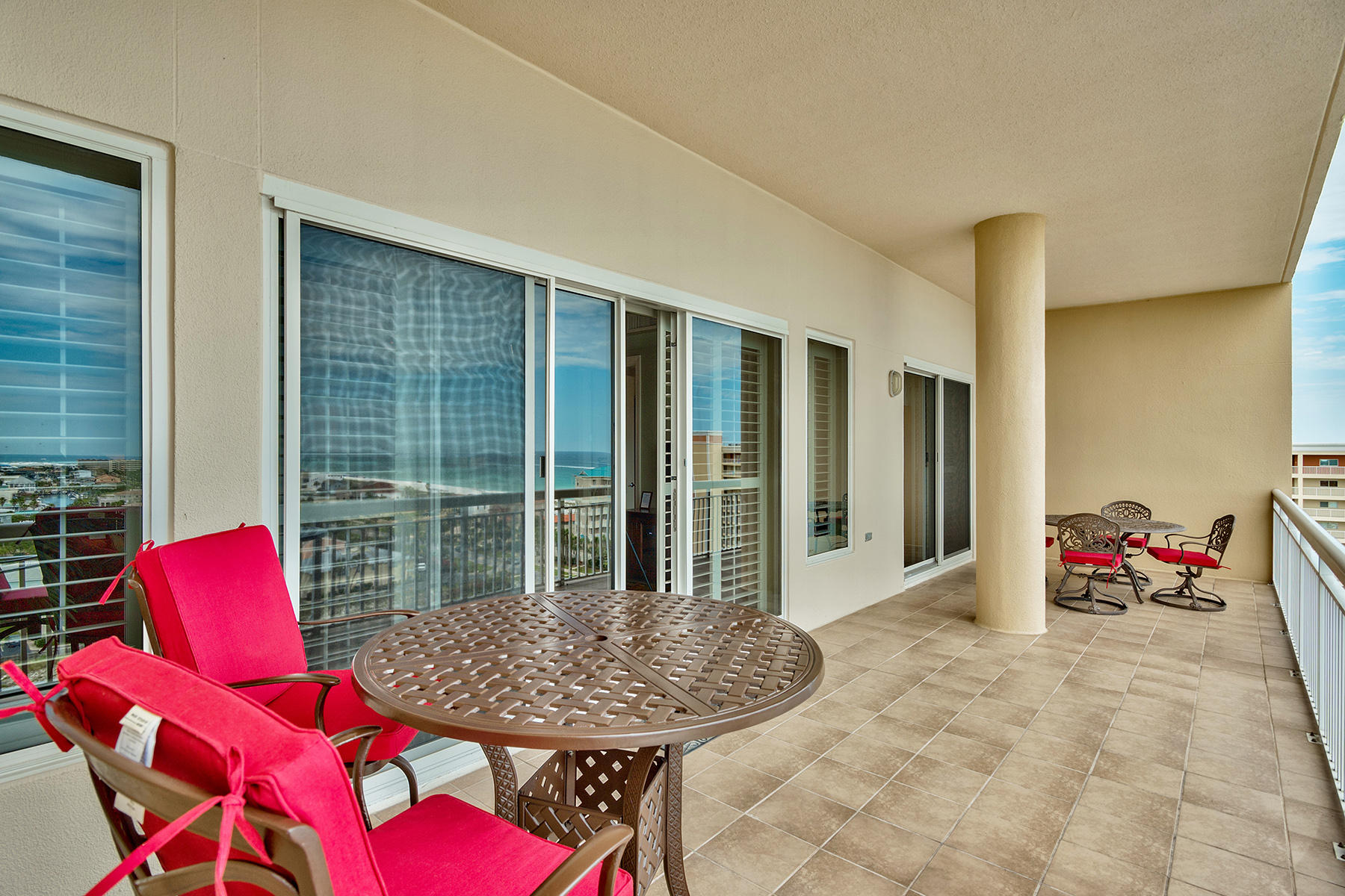 HARBOR LANDING - Residential